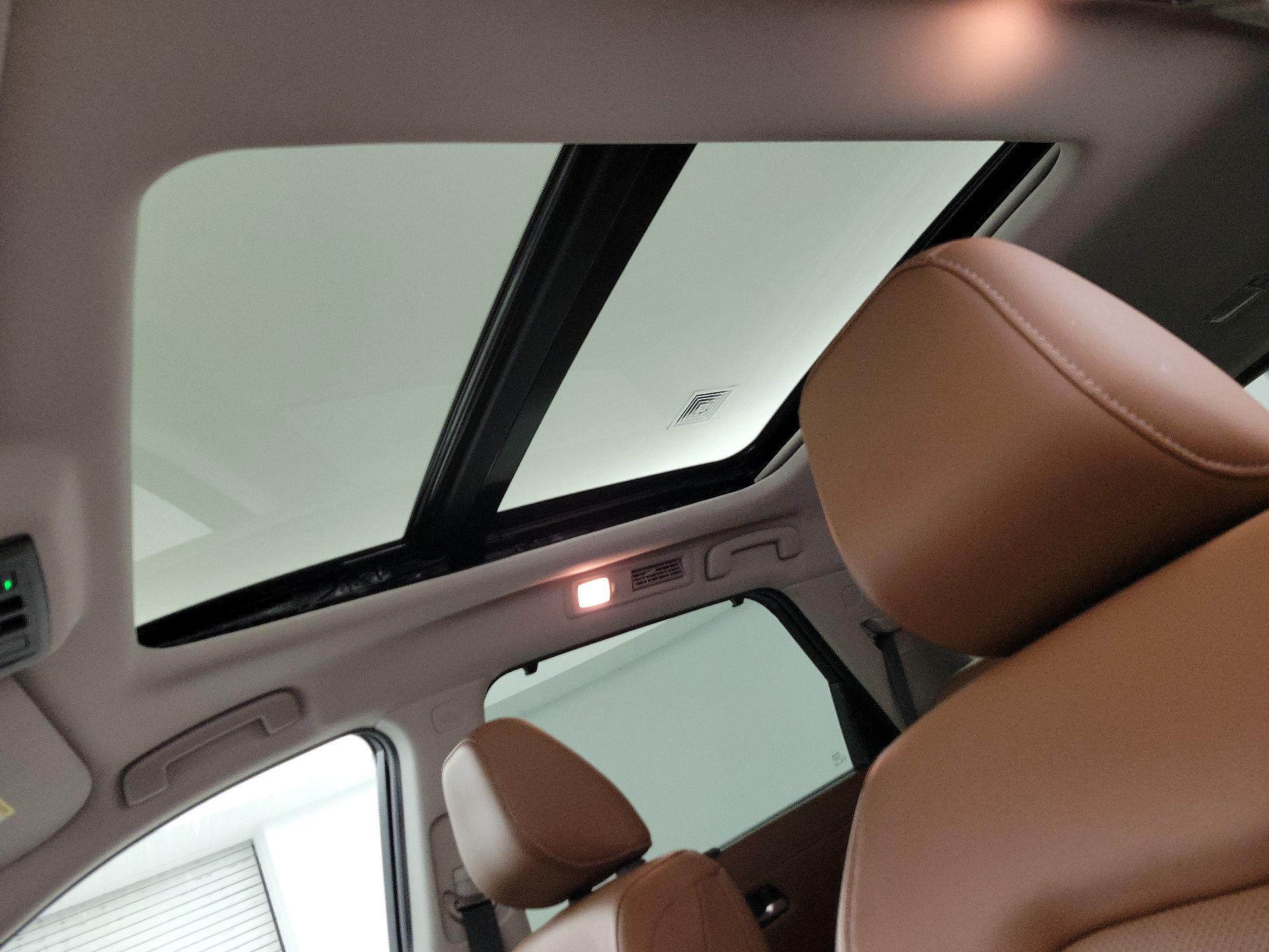 Thumbnail: 2023 Nissan Pathfinder - 20