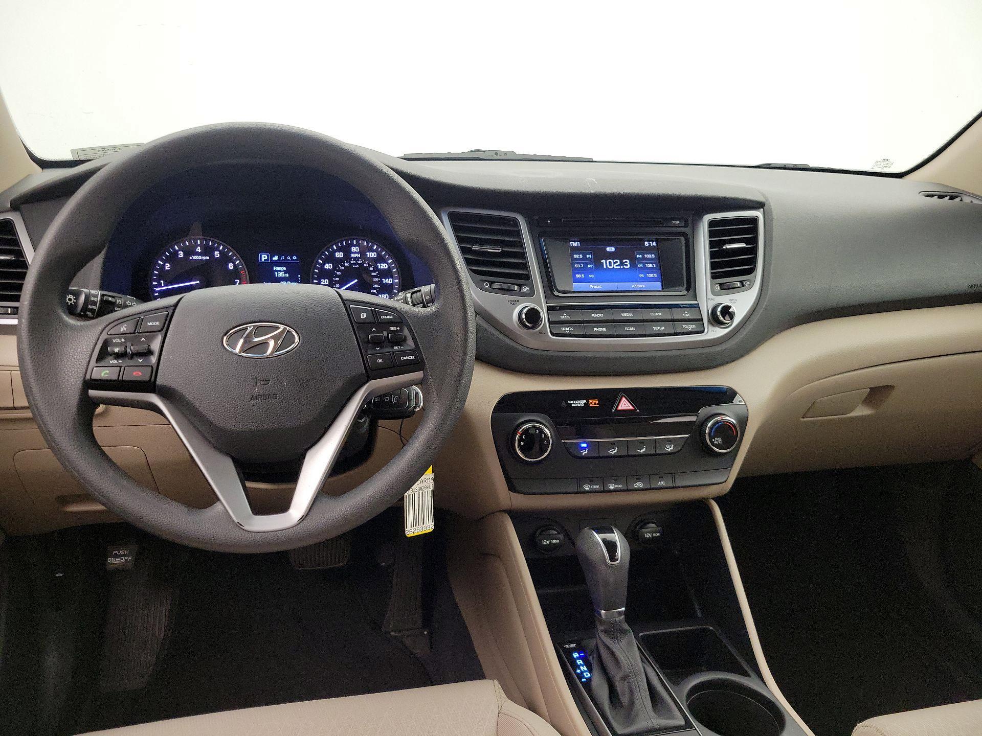 Thumbnail: 2017 Hyundai Tucson - 9