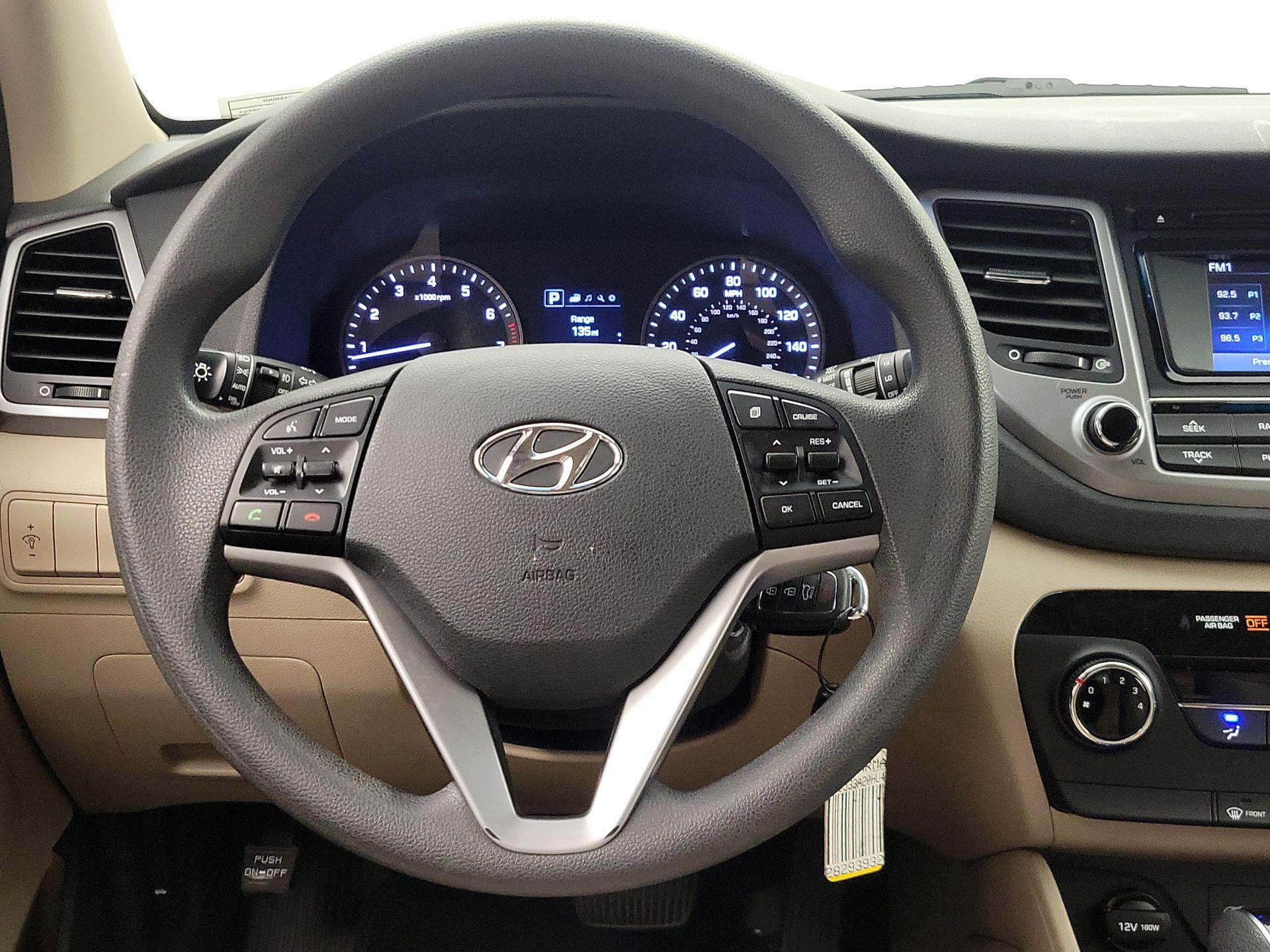 Thumbnail: 2017 Hyundai Tucson - 10