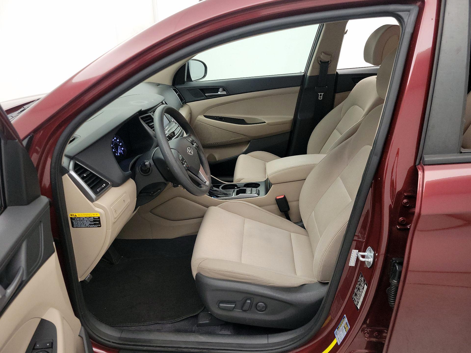 Thumbnail: 2017 Hyundai Tucson - 11