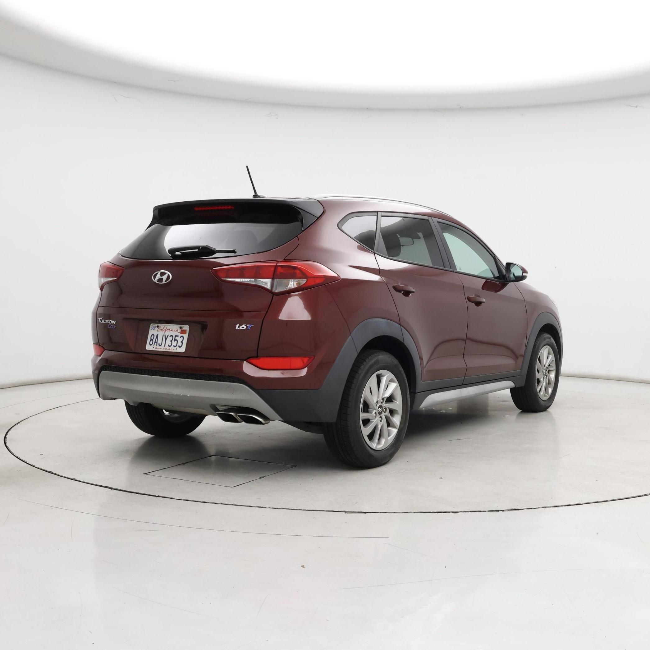 Thumbnail: 2017 Hyundai Tucson - 8