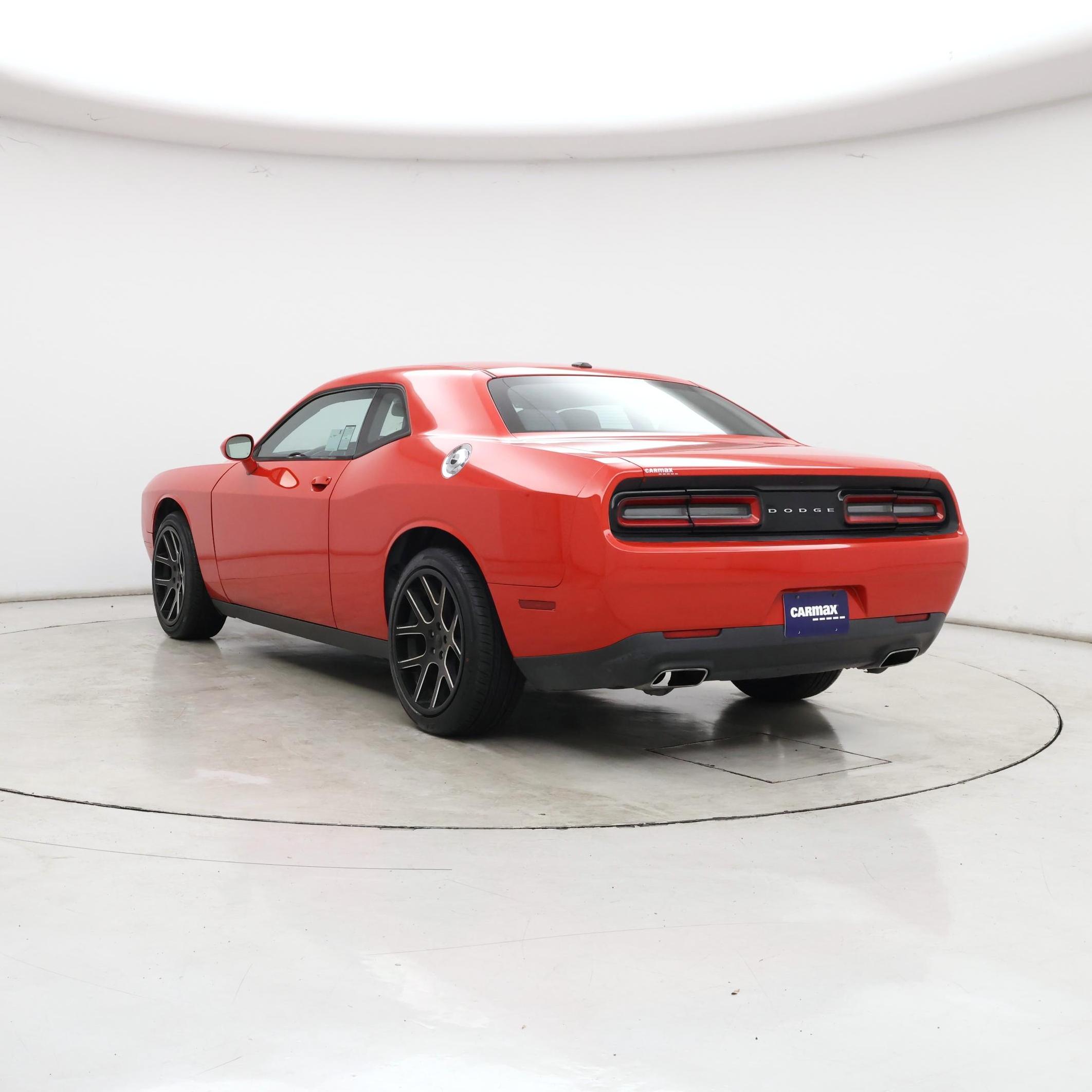 Thumbnail: 2016 Dodge Challenger - 2