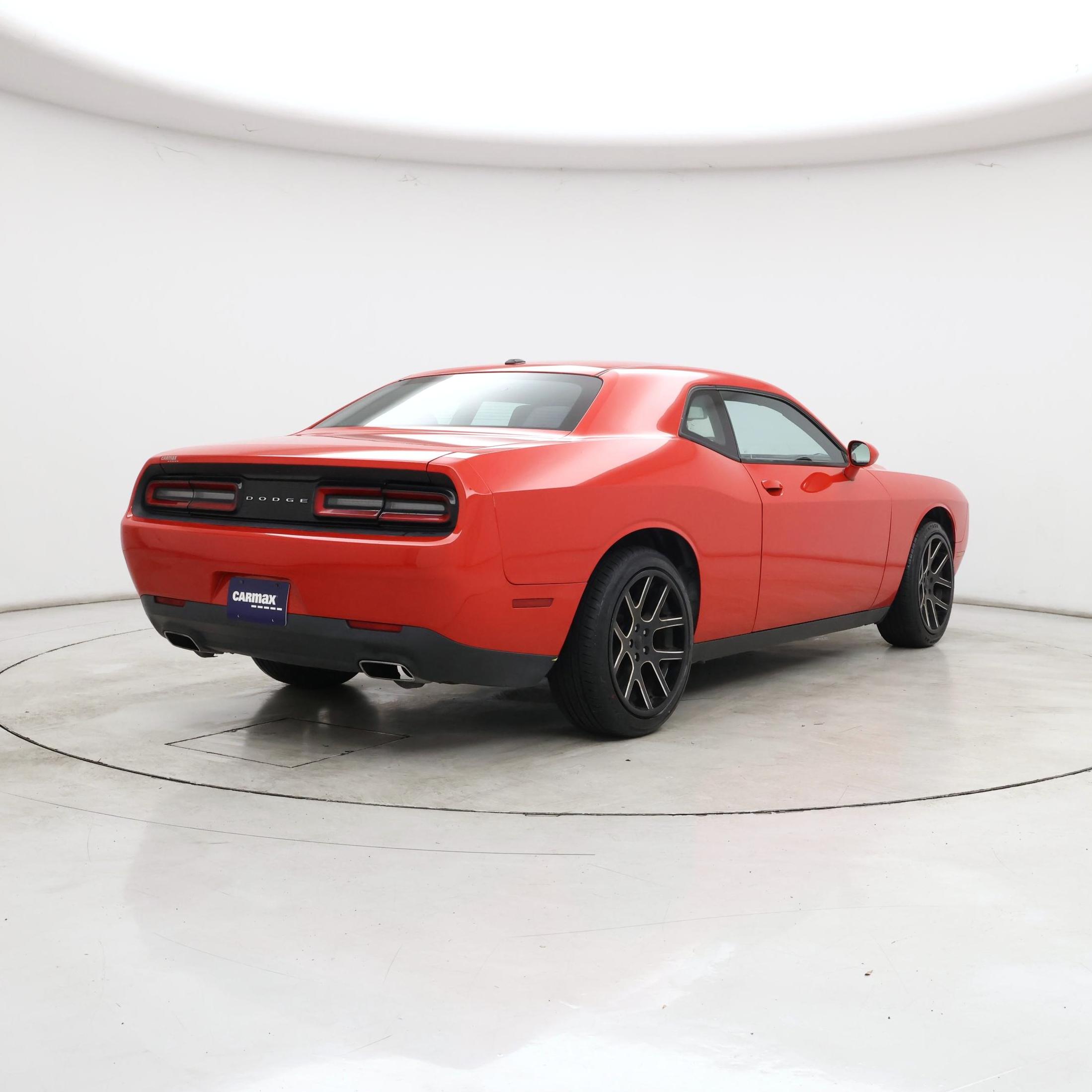 Thumbnail: 2016 Dodge Challenger - 8