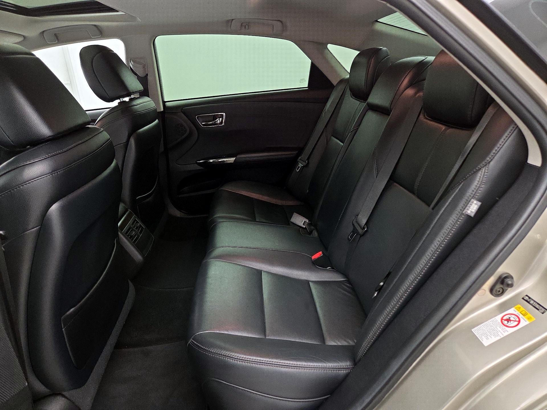 Thumbnail: 2016 Toyota Avalon - 20