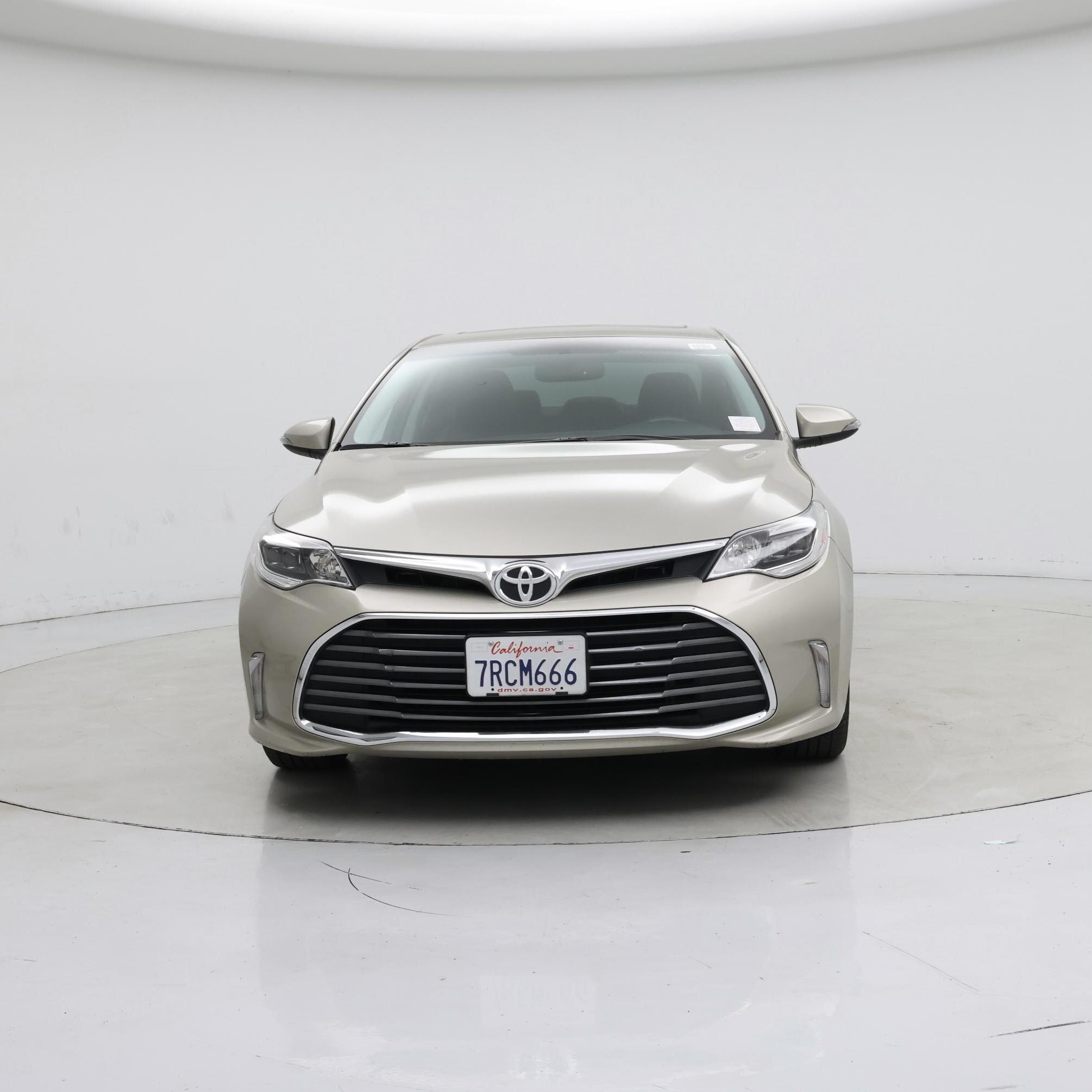 Thumbnail: 2016 Toyota Avalon - 5