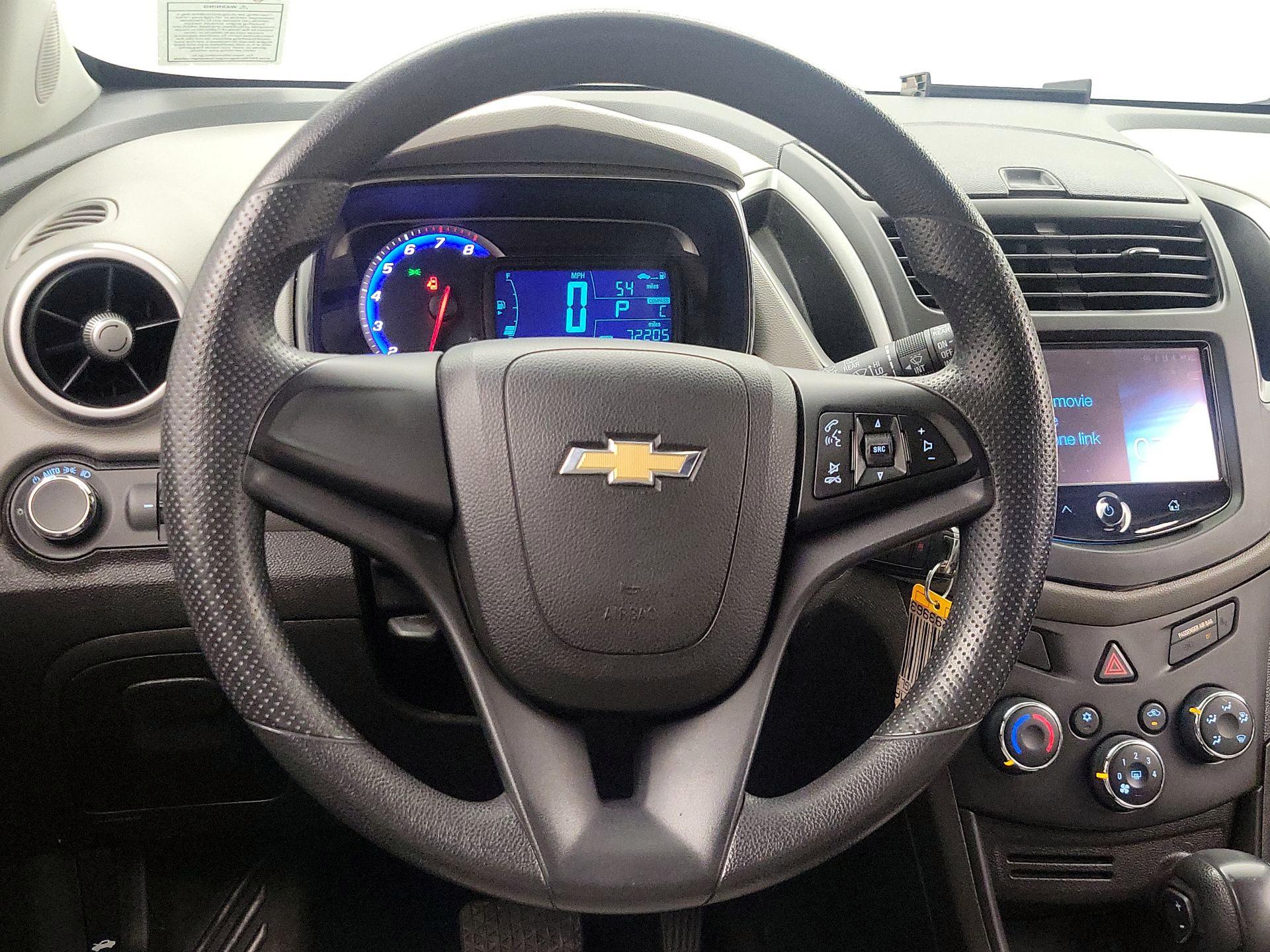 Thumbnail: 2016 Chevrolet Trax - 10