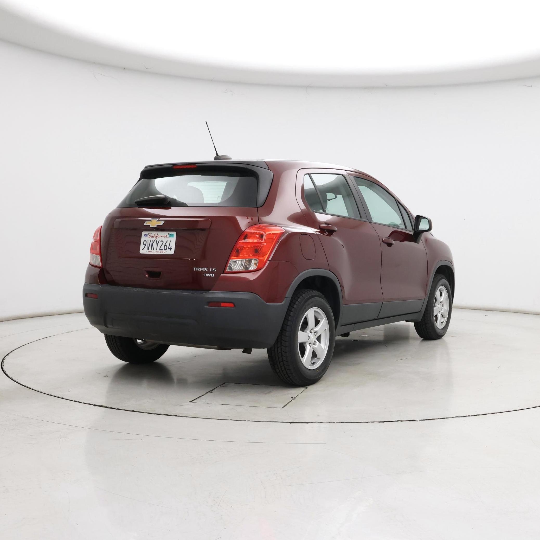 Thumbnail: 2016 Chevrolet Trax - 8