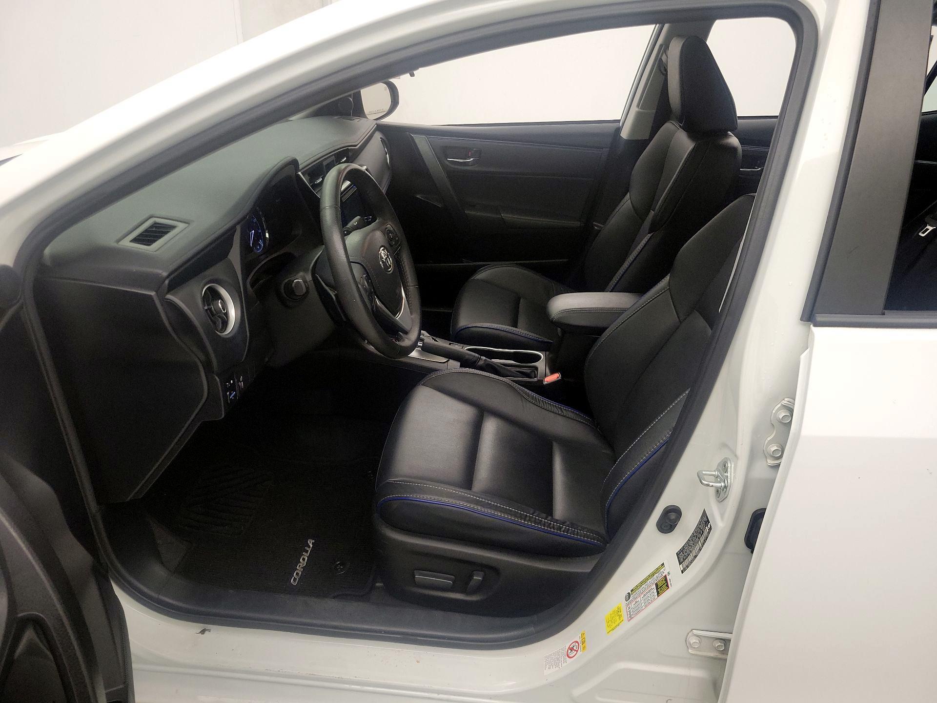 Thumbnail: 2017 Toyota Corolla - 11