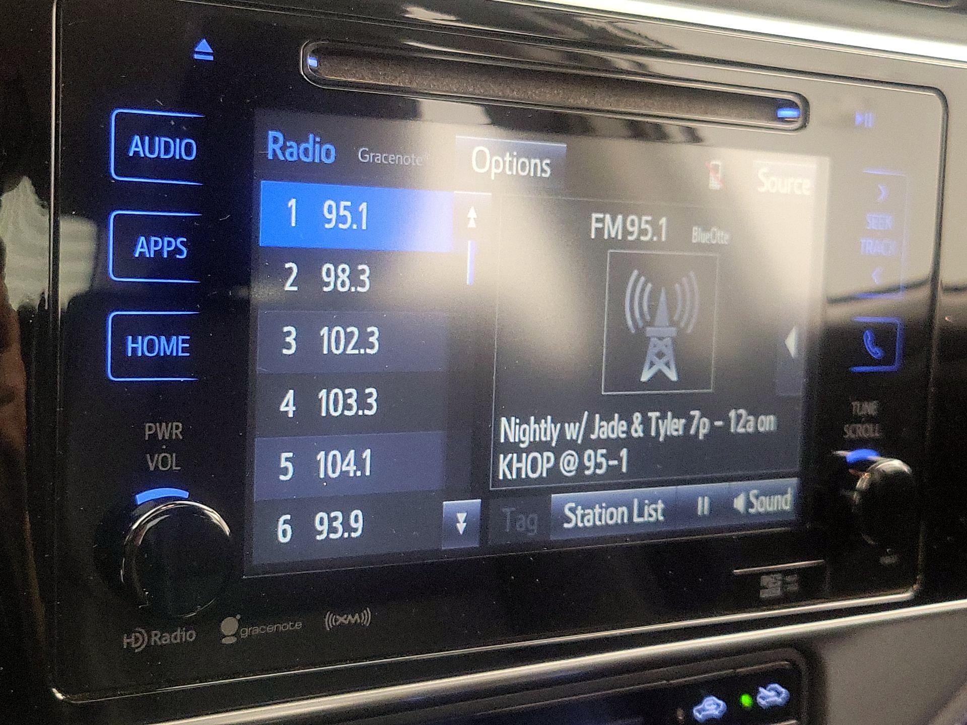 Thumbnail: 2017 Toyota Corolla - 15