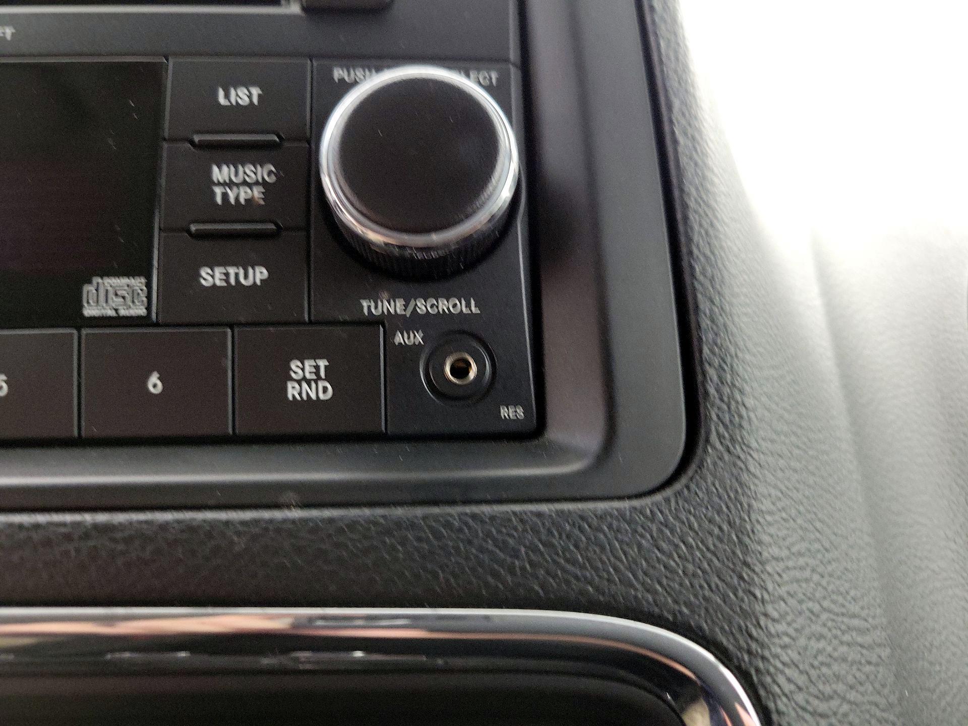 Thumbnail: 2017 Dodge Grand Caravan - 17