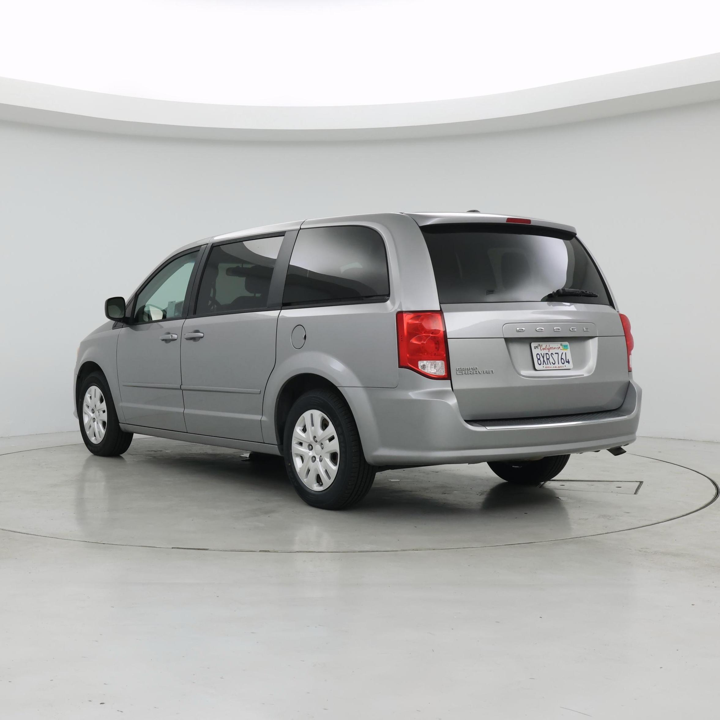 Thumbnail: 2017 Dodge Grand Caravan - 2
