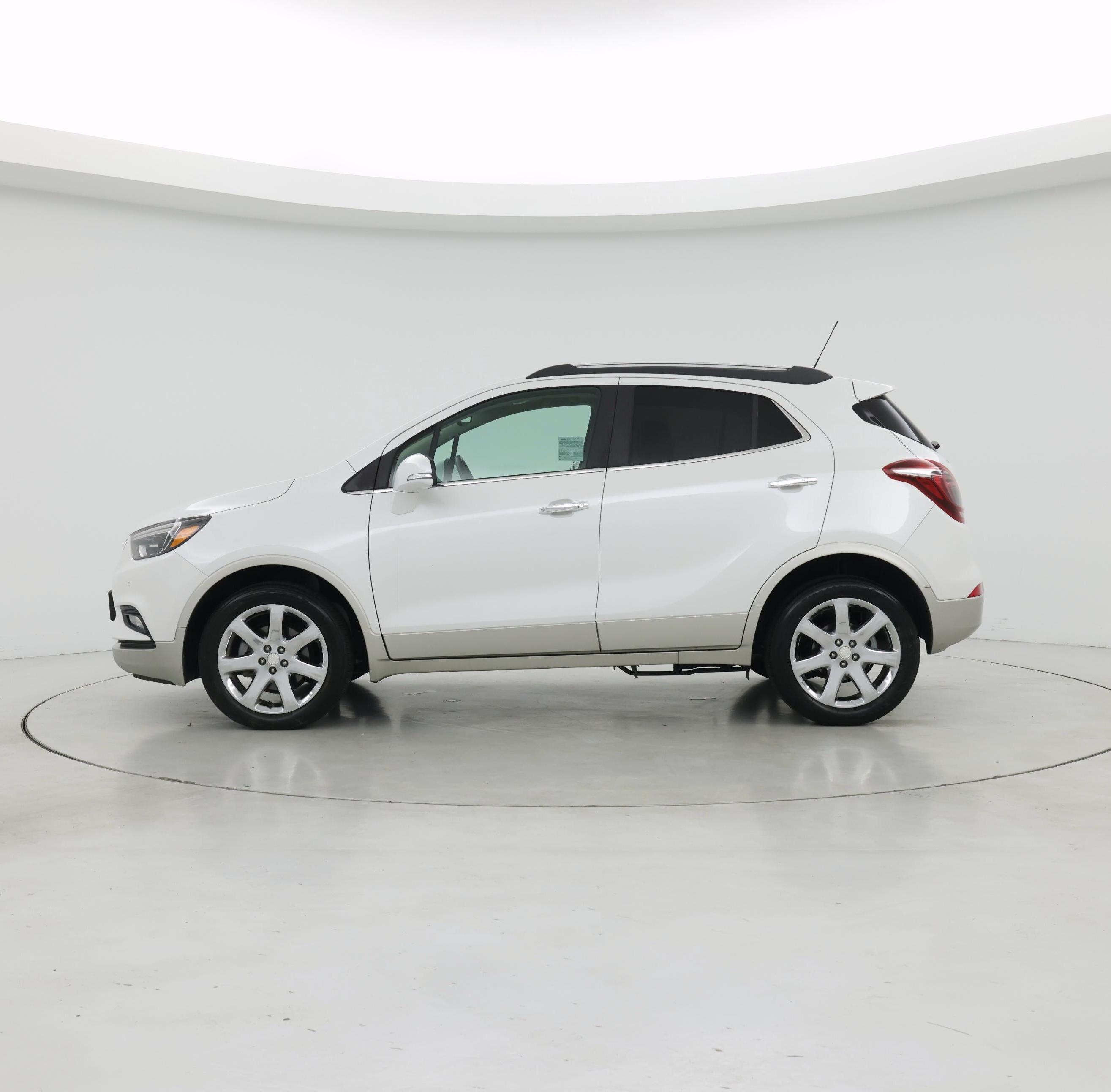 Thumbnail: 2019 Buick Encore - 3