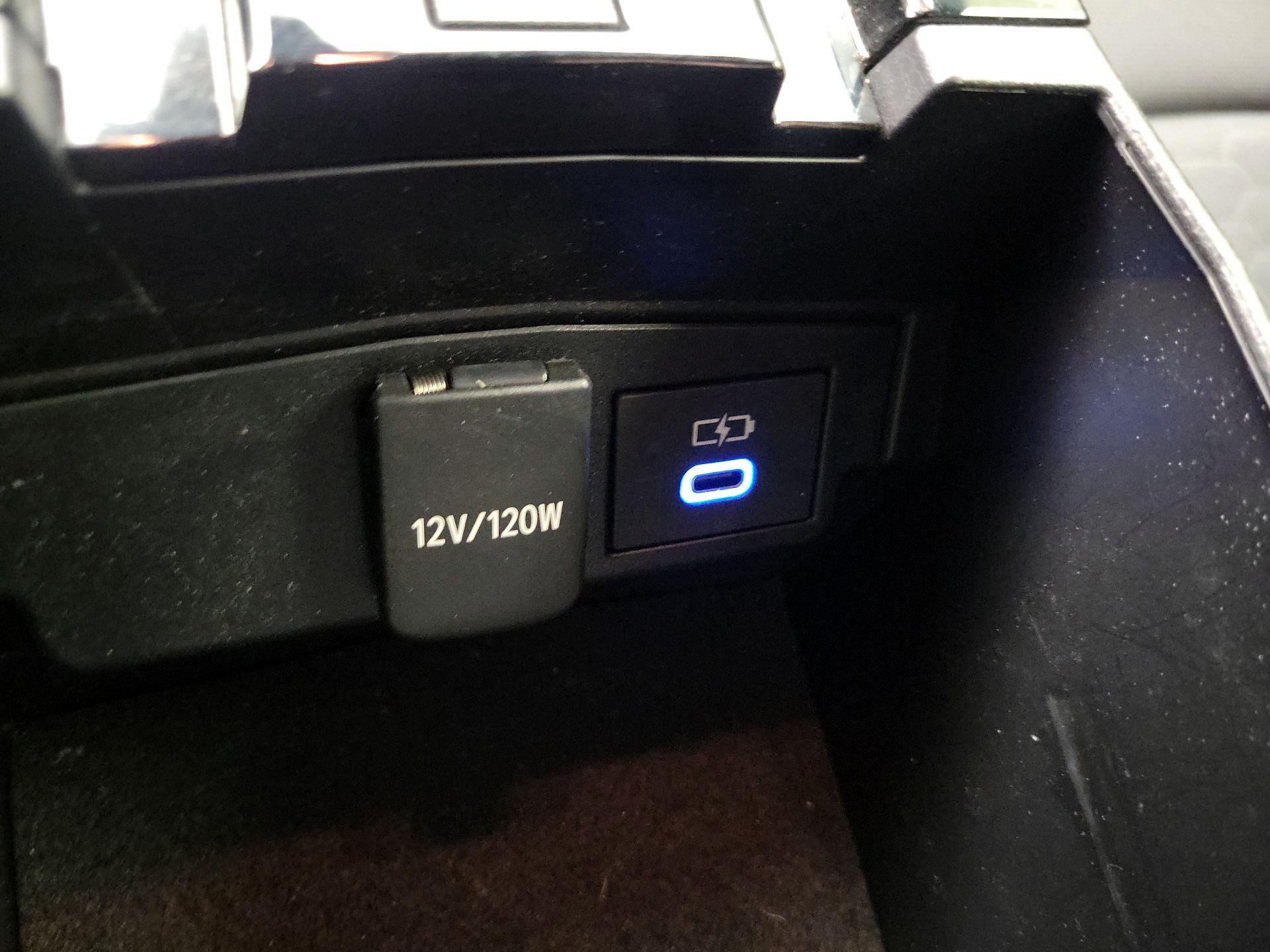 Thumbnail: 2022 Toyota Corolla - 18