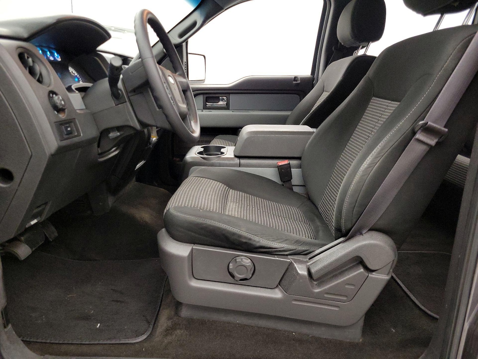 2014 Ford F-150 STX - Photo 12