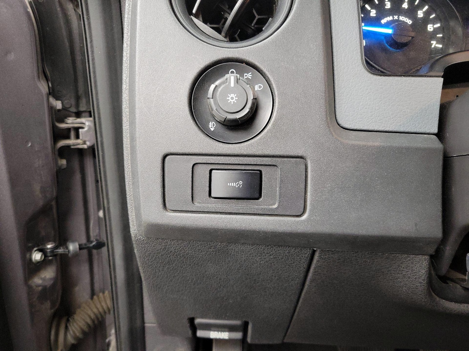 2014 Ford F-150 STX - Photo 14