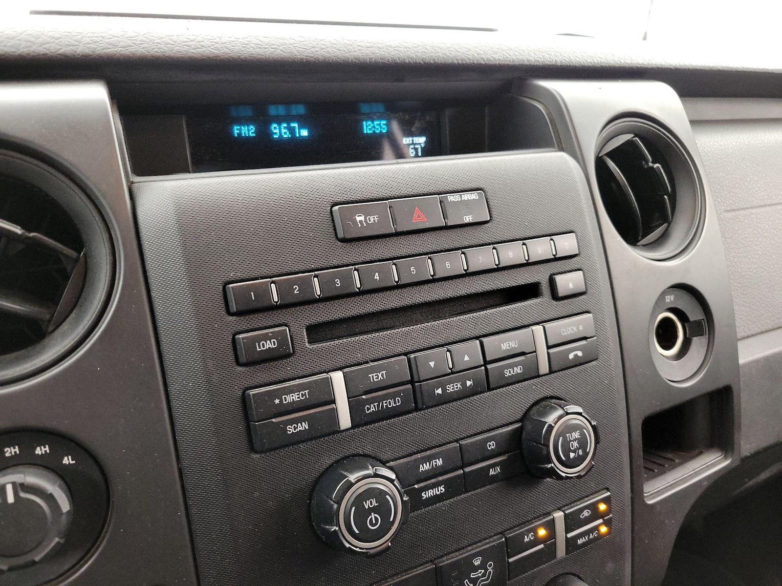 2014 Ford F-150 STX - Photo 15