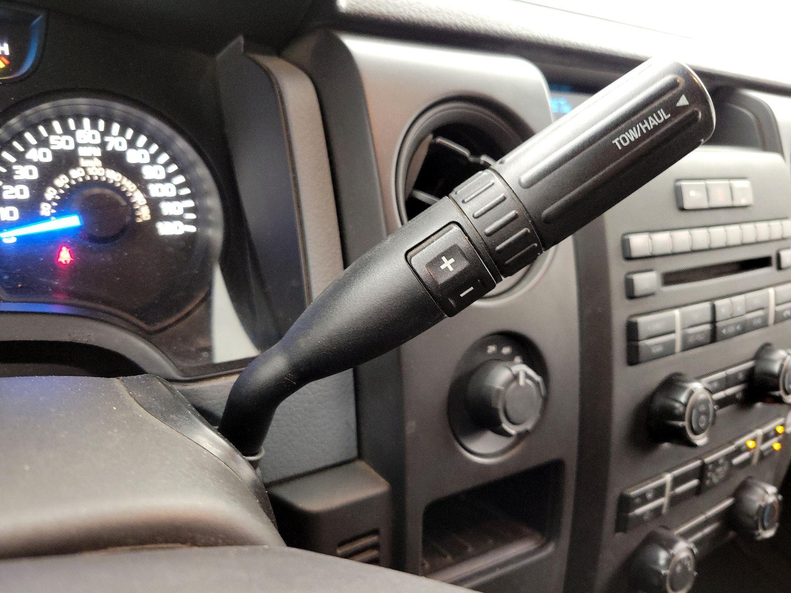 2014 Ford F-150 STX - Photo 17