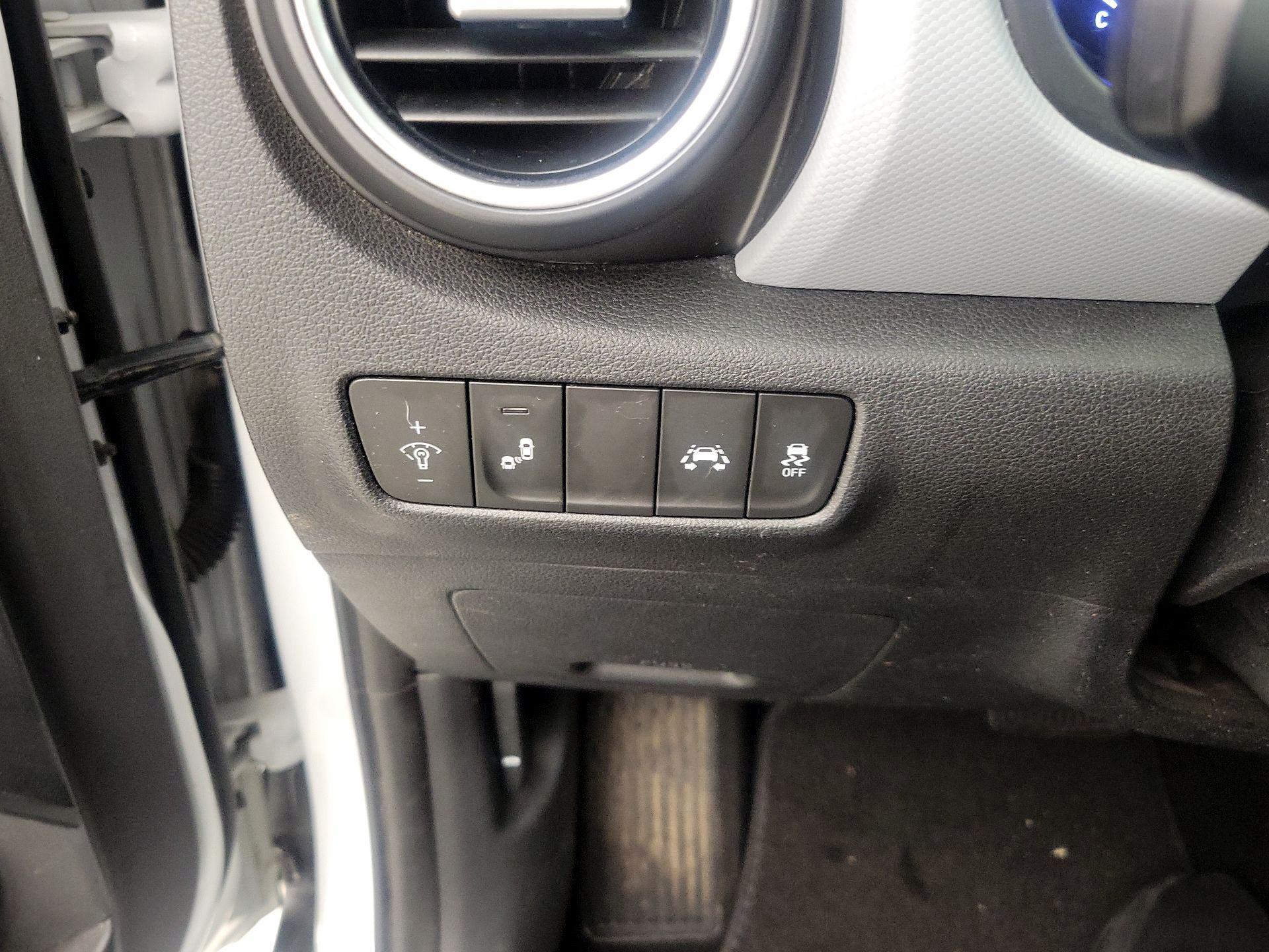 Thumbnail: 2019 Hyundai Kona - 13