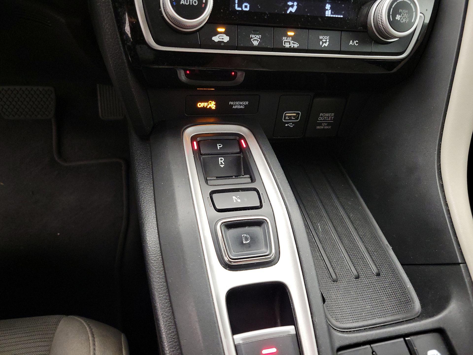 Thumbnail: 2019 Honda Insight - 17