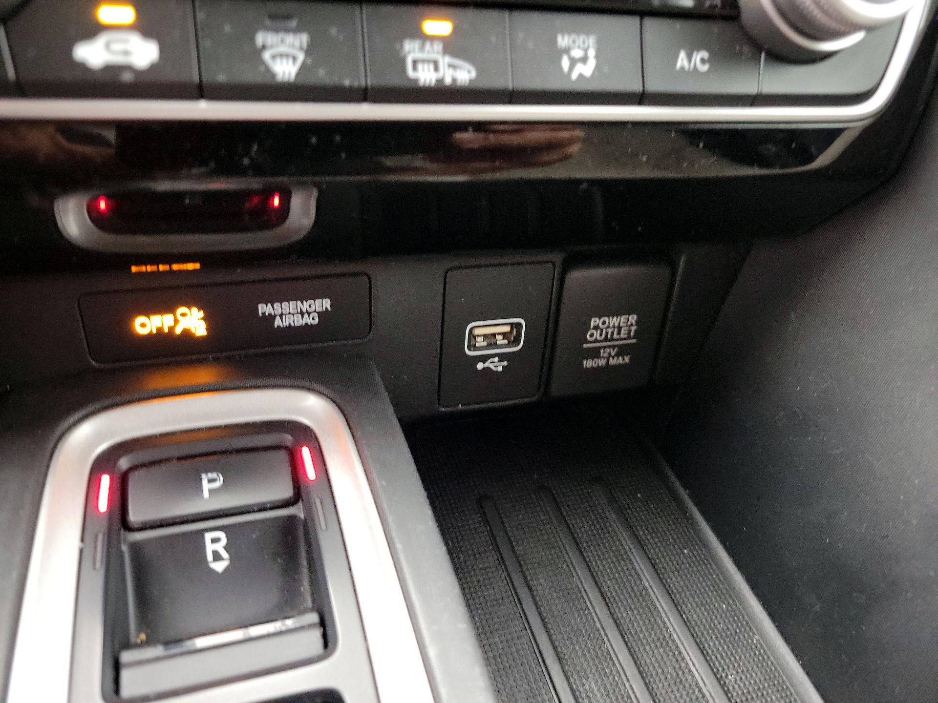 Thumbnail: 2019 Honda Insight - 18