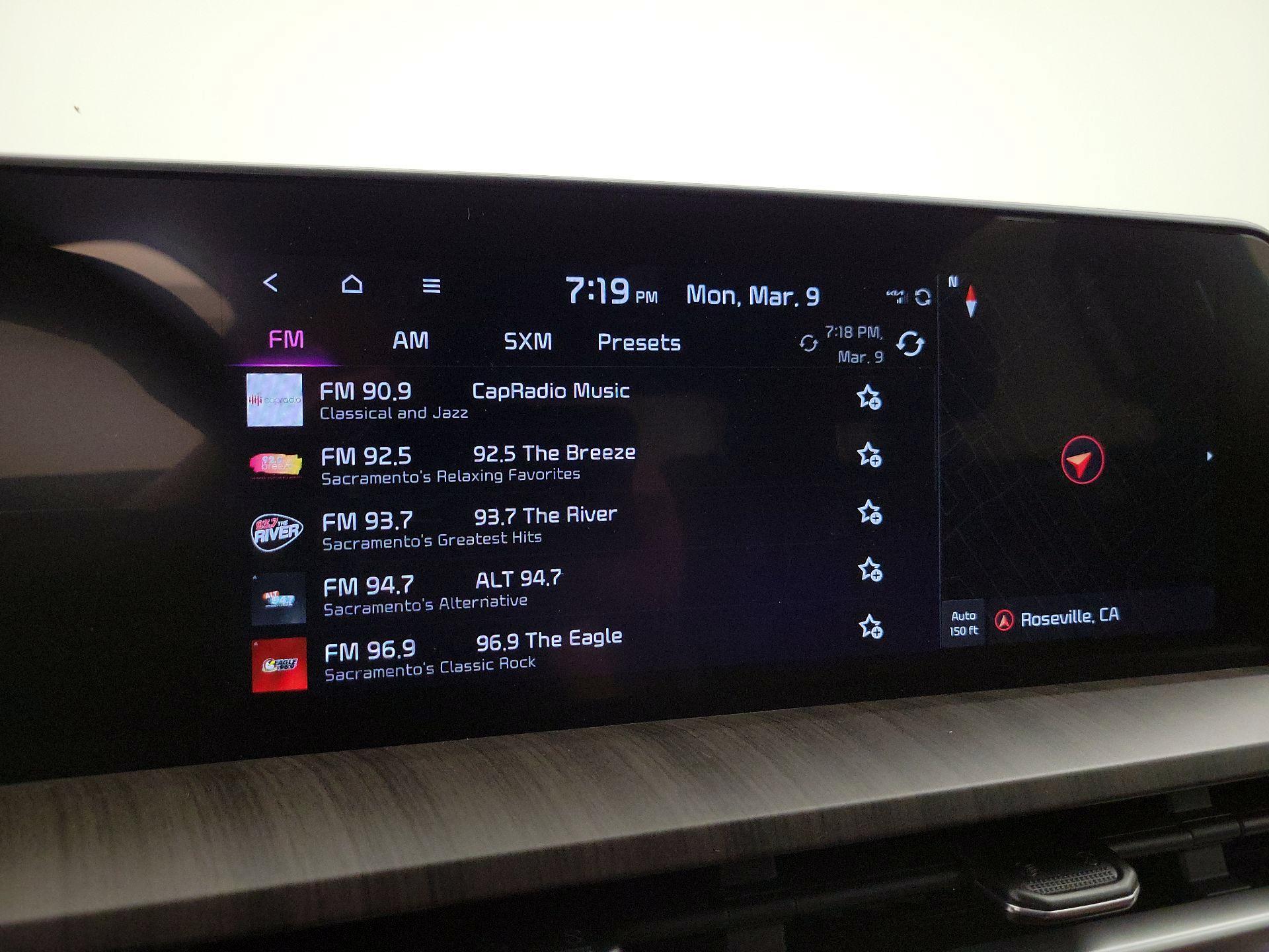 Thumbnail: 2023 Kia Telluride - 16