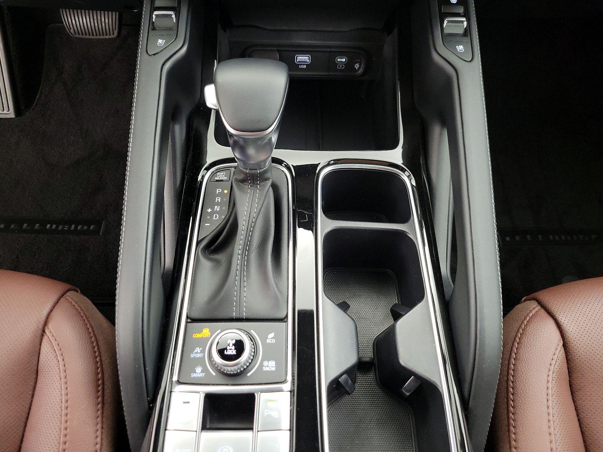 Thumbnail: 2023 Kia Telluride - 18