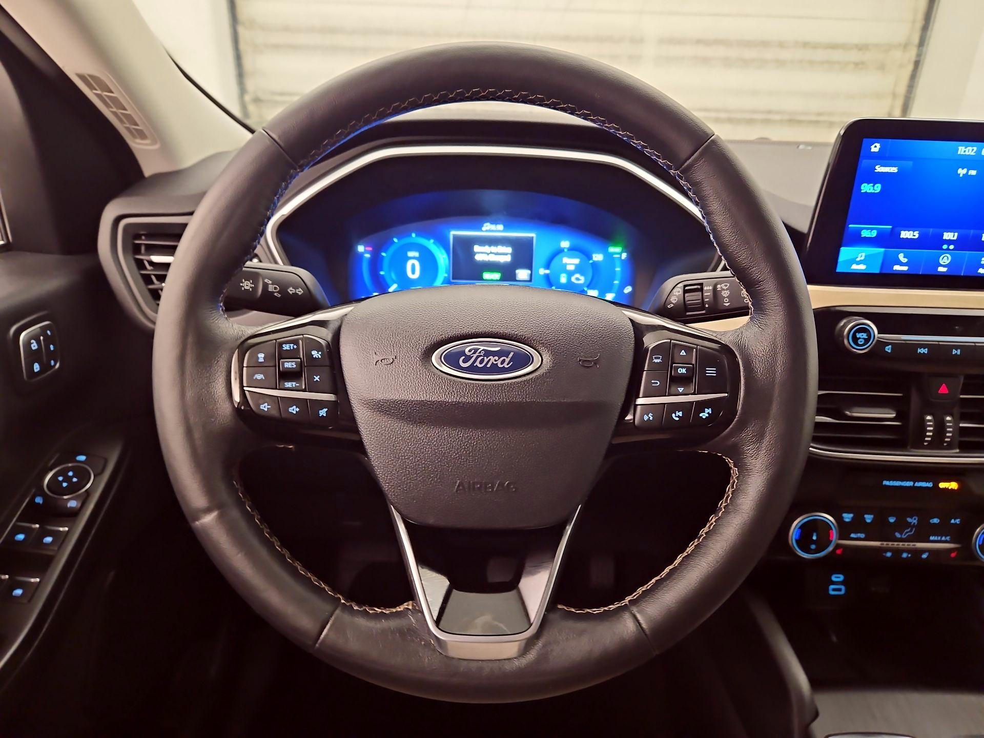 Thumbnail: 2022 Ford Escape - 10