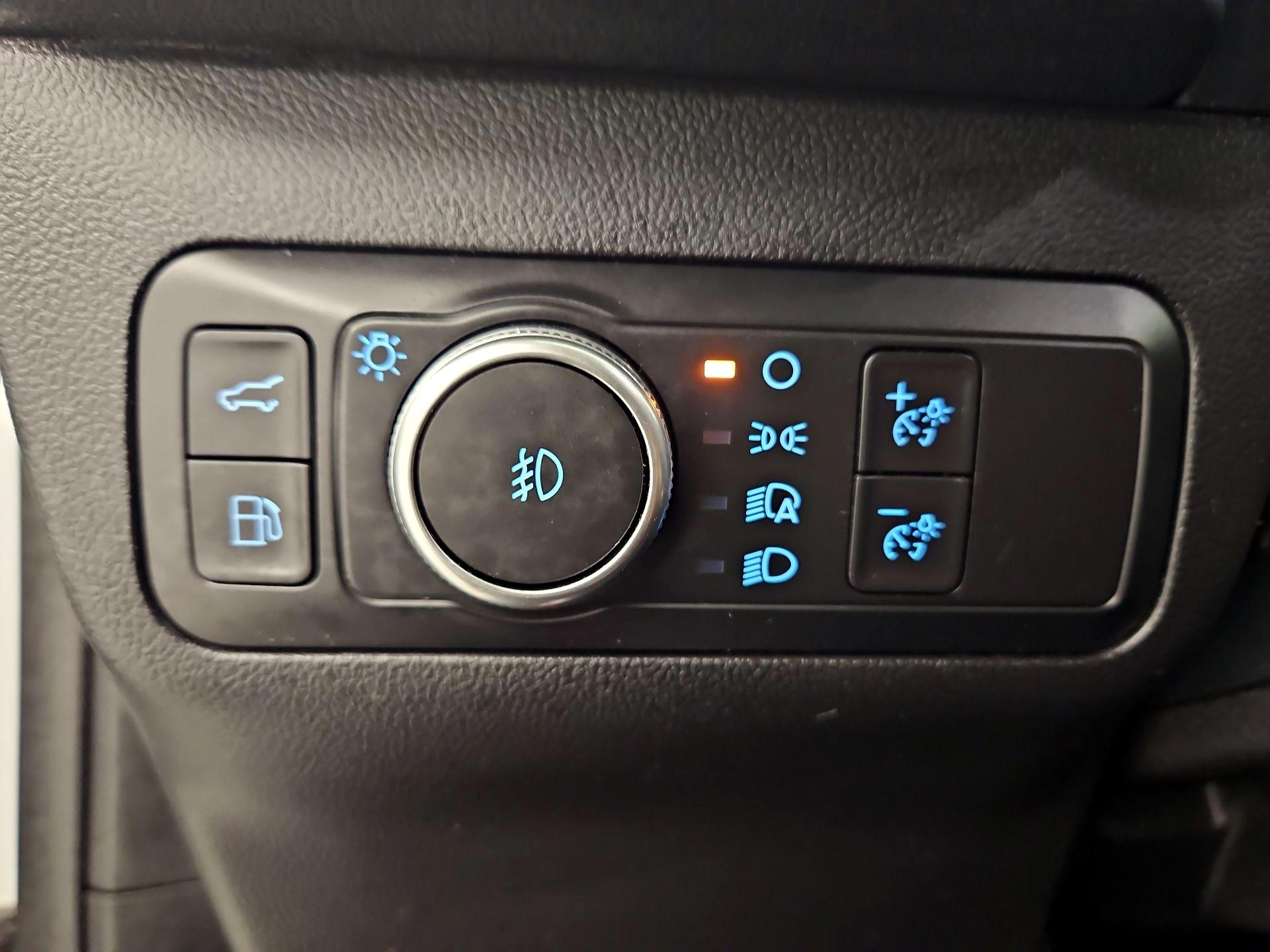 Thumbnail: 2022 Ford Escape - 13