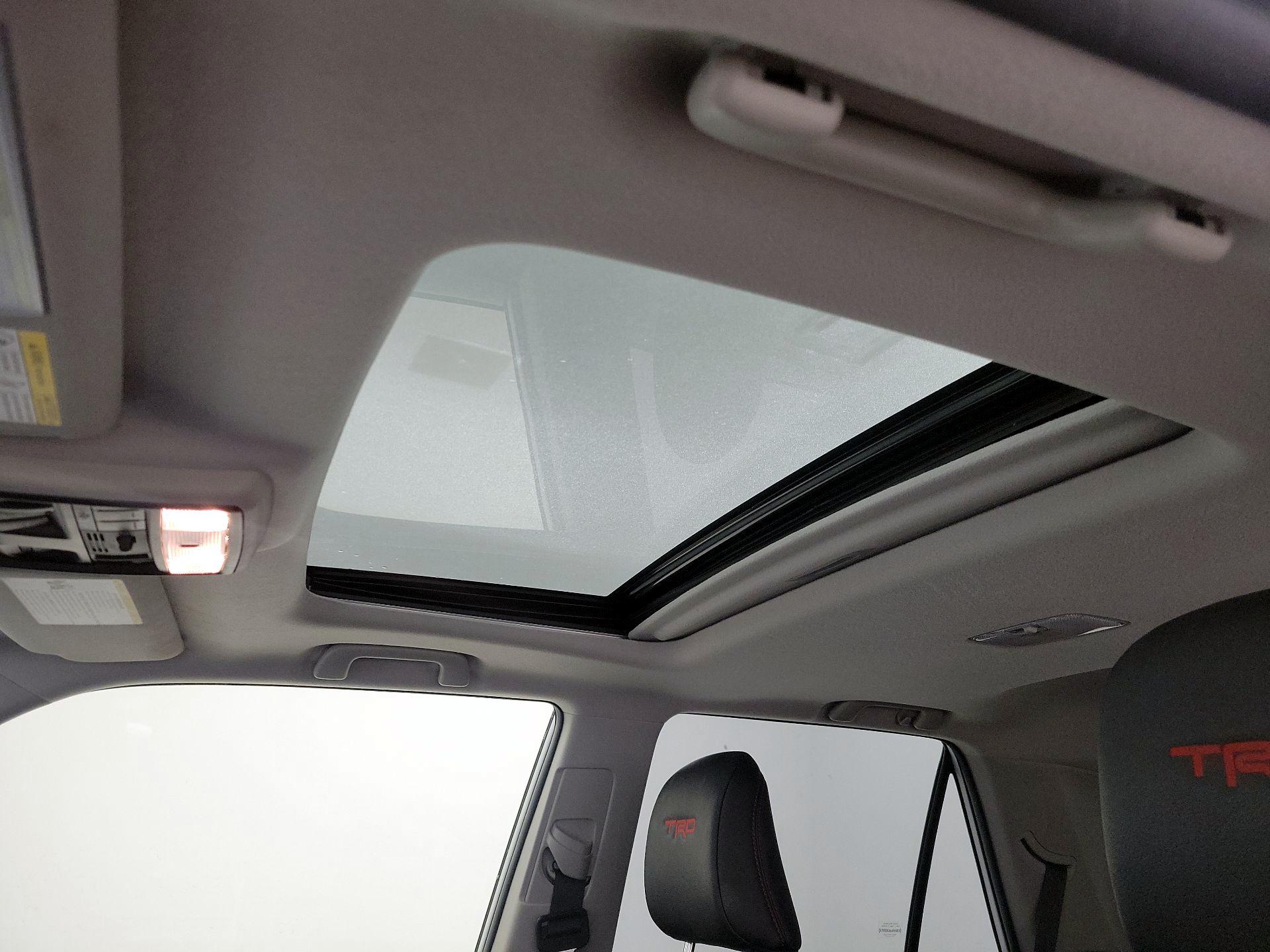 Thumbnail: 2024 Toyota 4Runner - 20