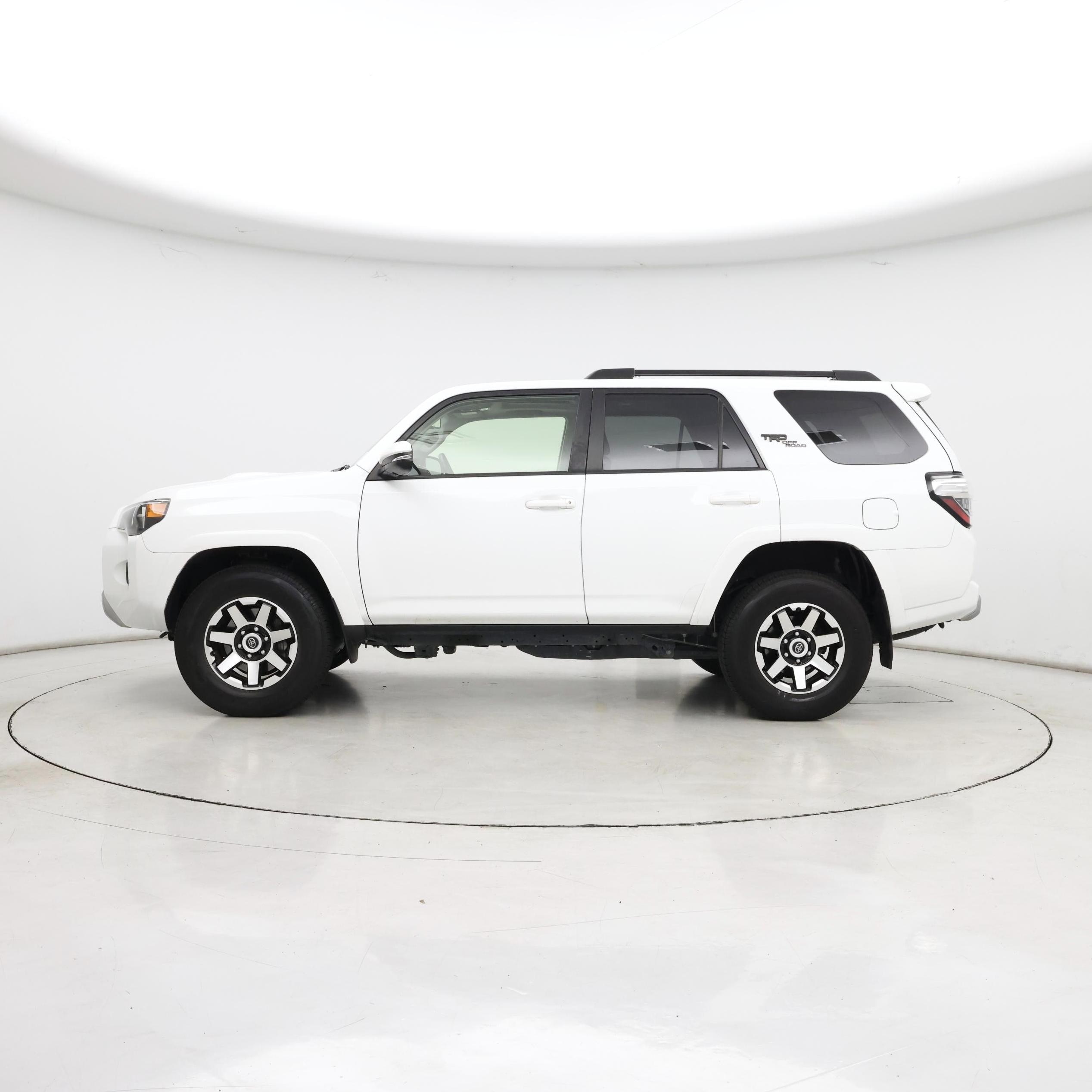 Thumbnail: 2024 Toyota 4Runner - 3