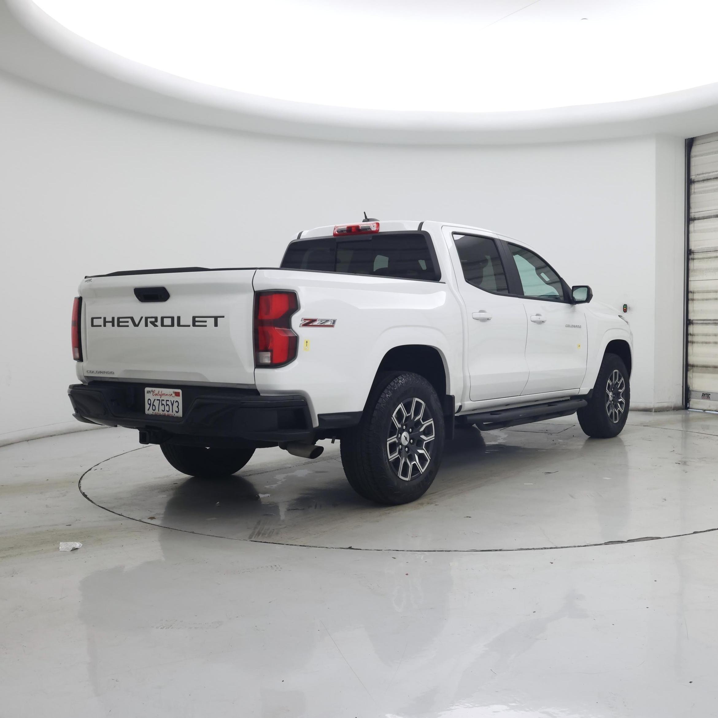 Thumbnail: 2024 Chevrolet Colorado - 8