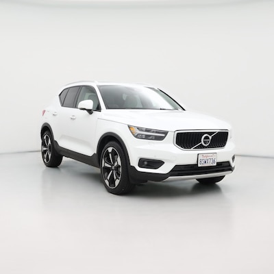 2021 Volvo XC40 T5 Momentum