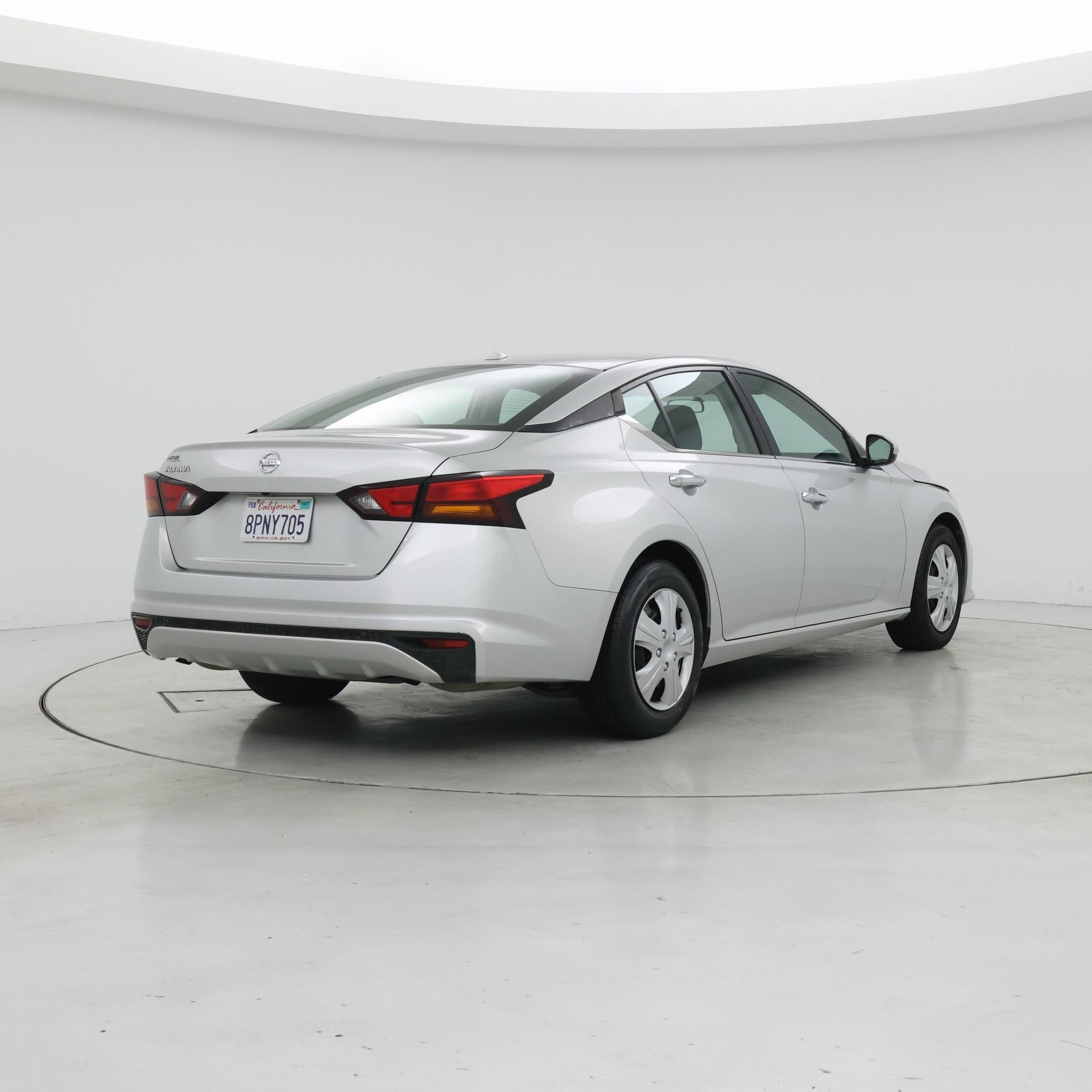 Thumbnail: 2020 Nissan Altima - 8