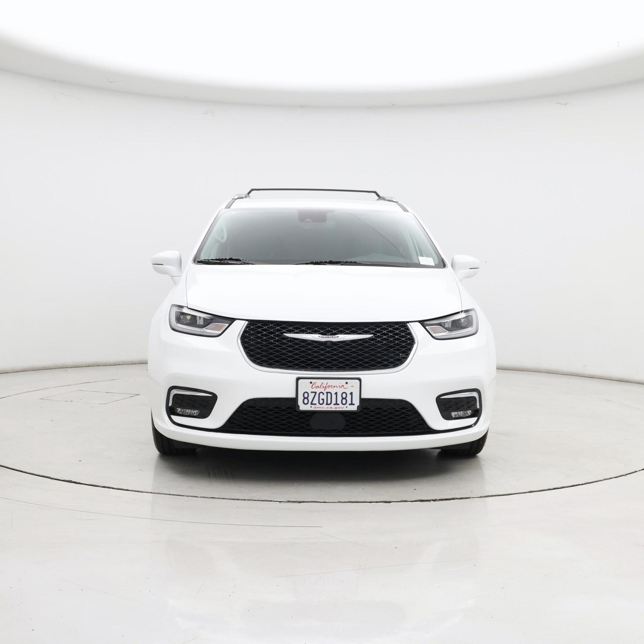 Thumbnail: 2021 Chrysler Pacifica - 5