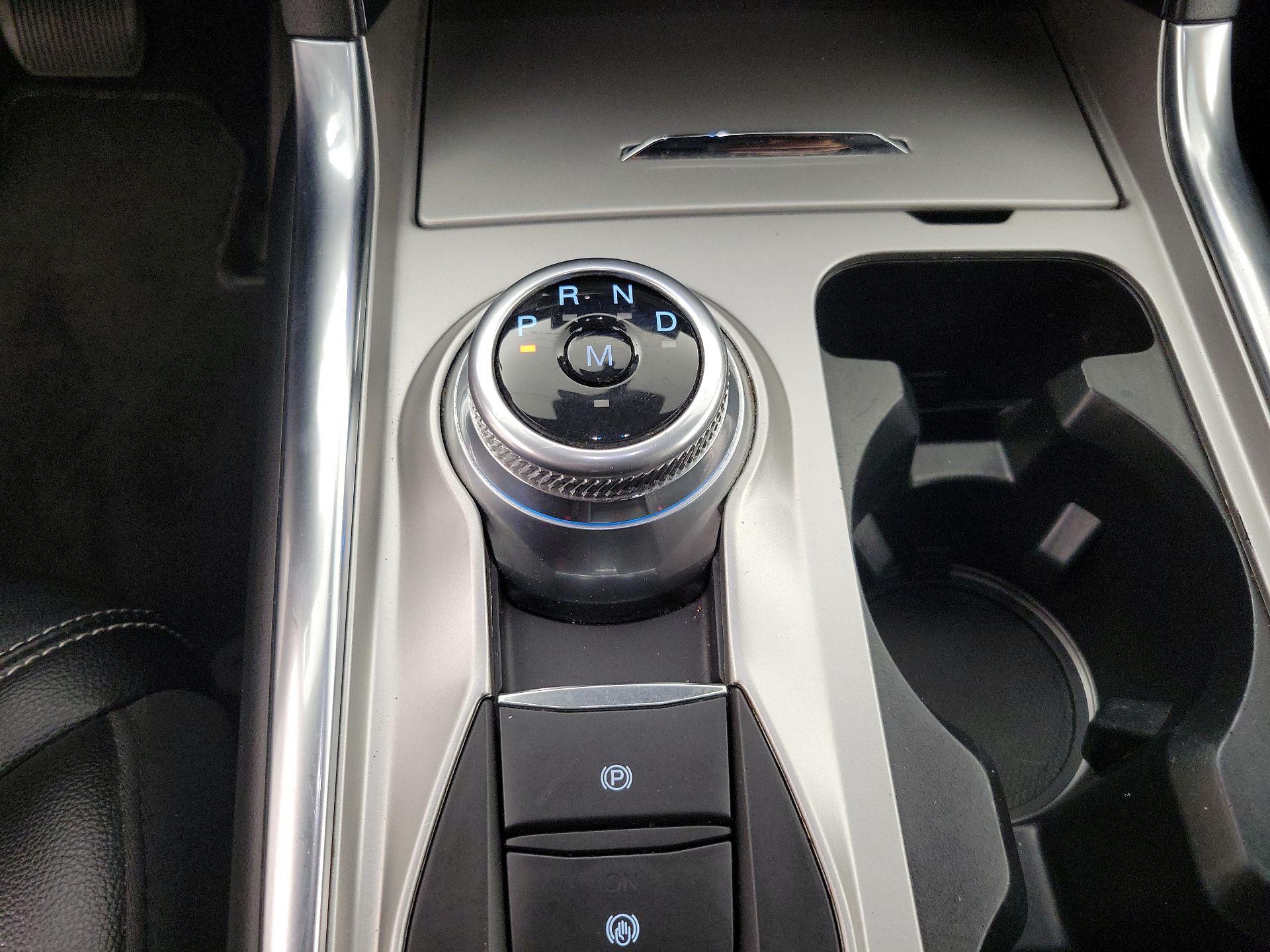 Thumbnail: 2020 Ford Explorer - 18