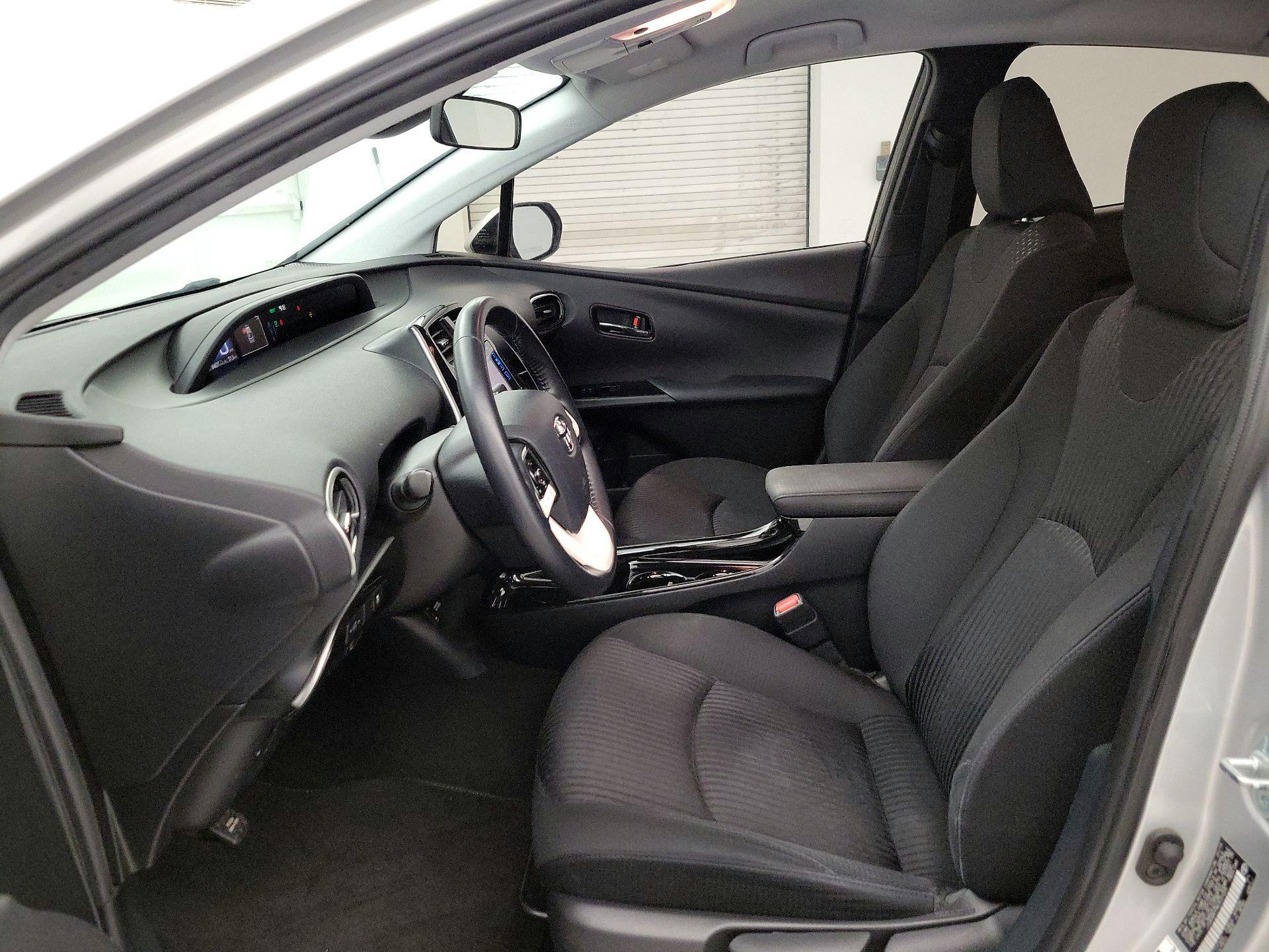 Thumbnail: 2019 Toyota Prius Prime - 11