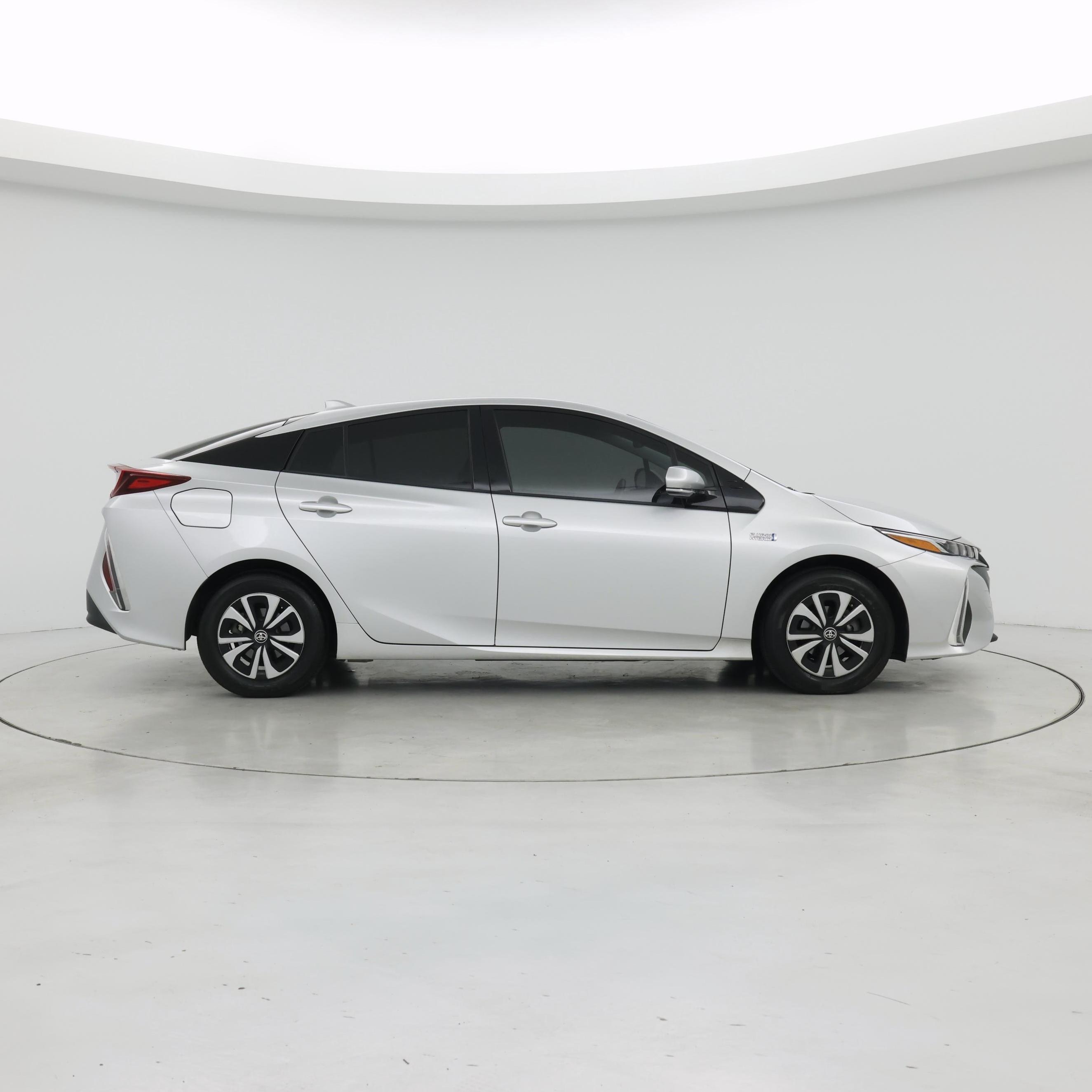 Thumbnail: 2019 Toyota Prius Prime - 7