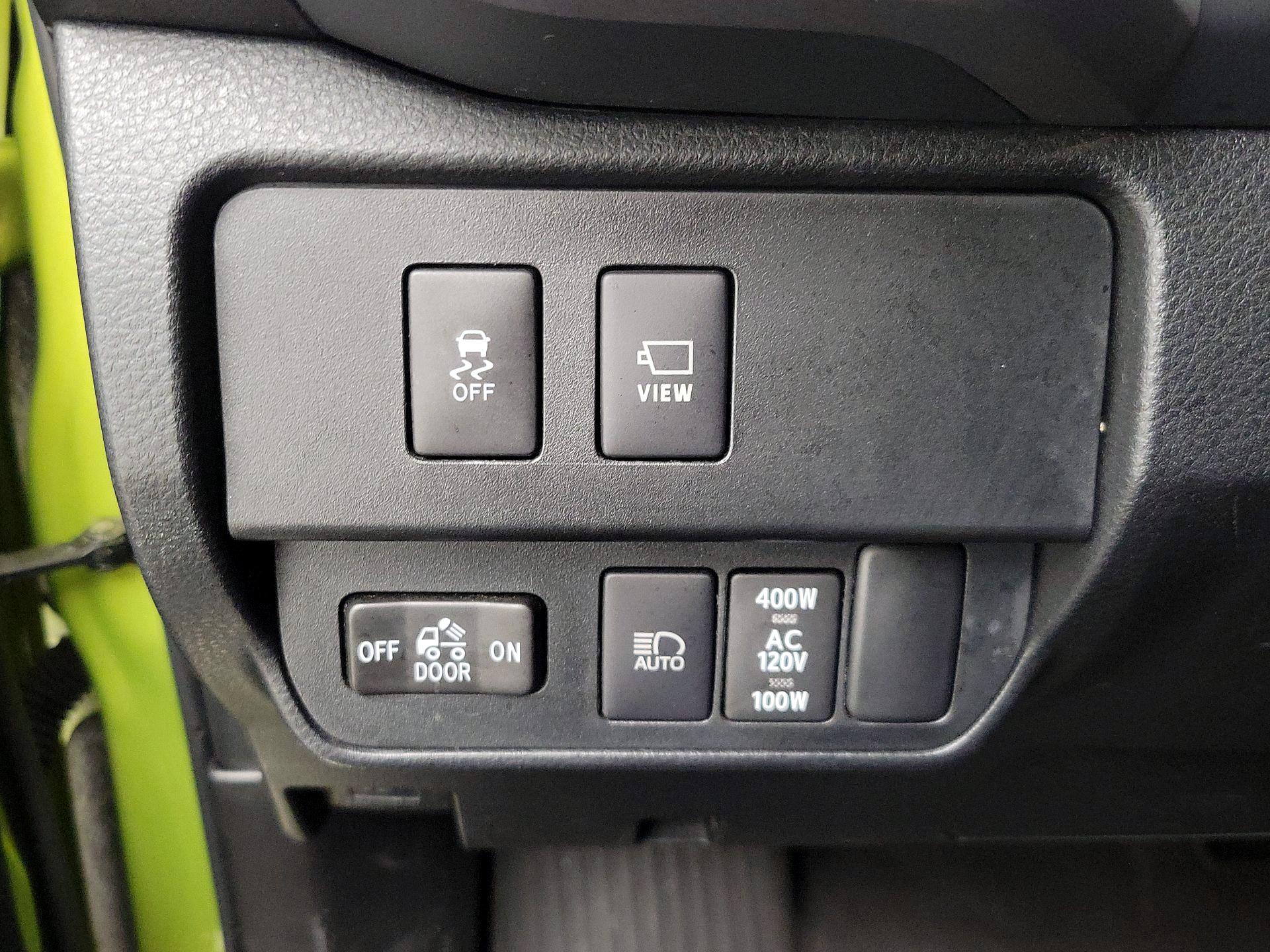 Thumbnail: 2023 Toyota Tacoma - 13