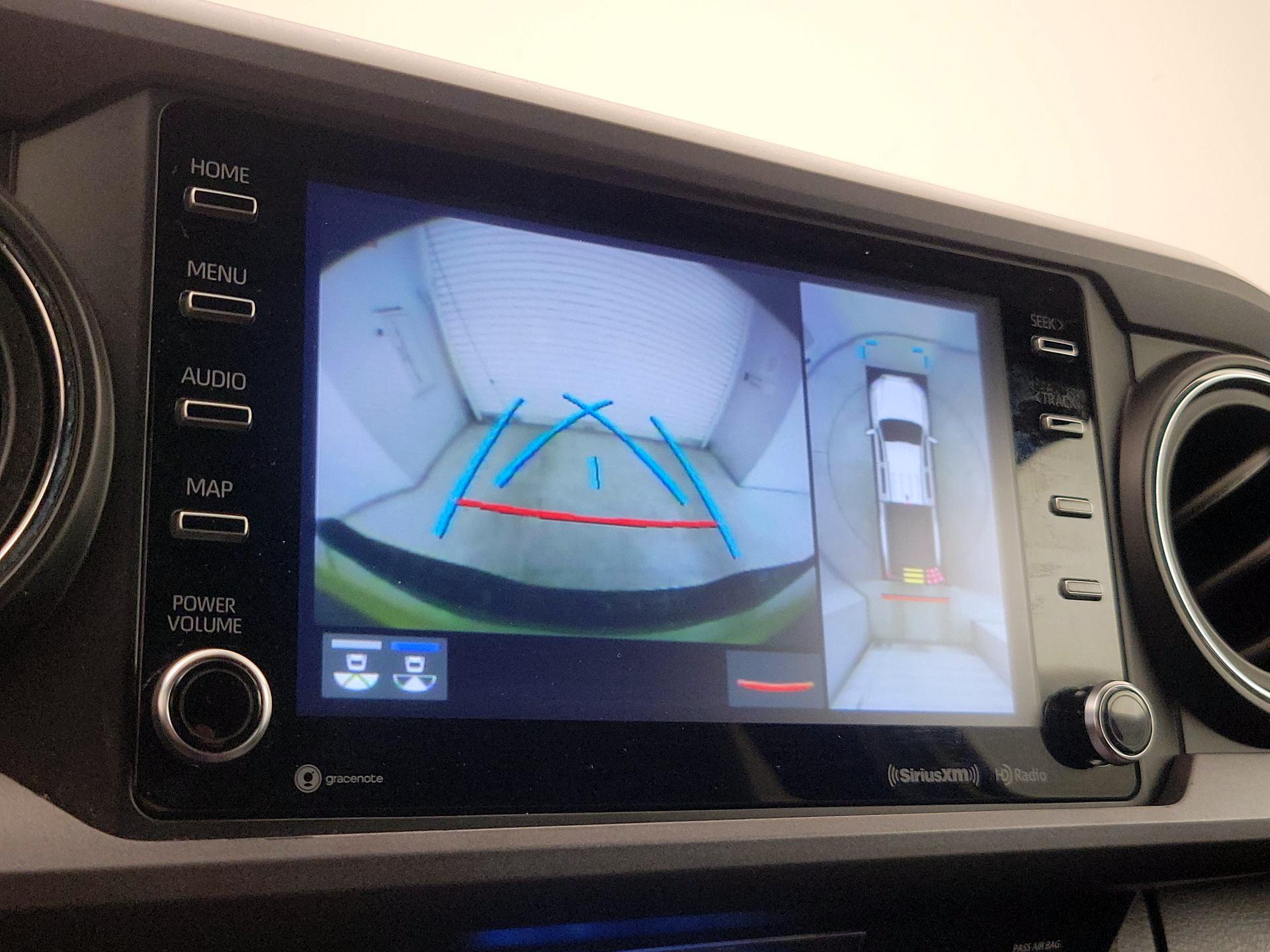 Thumbnail: 2023 Toyota Tacoma - 15