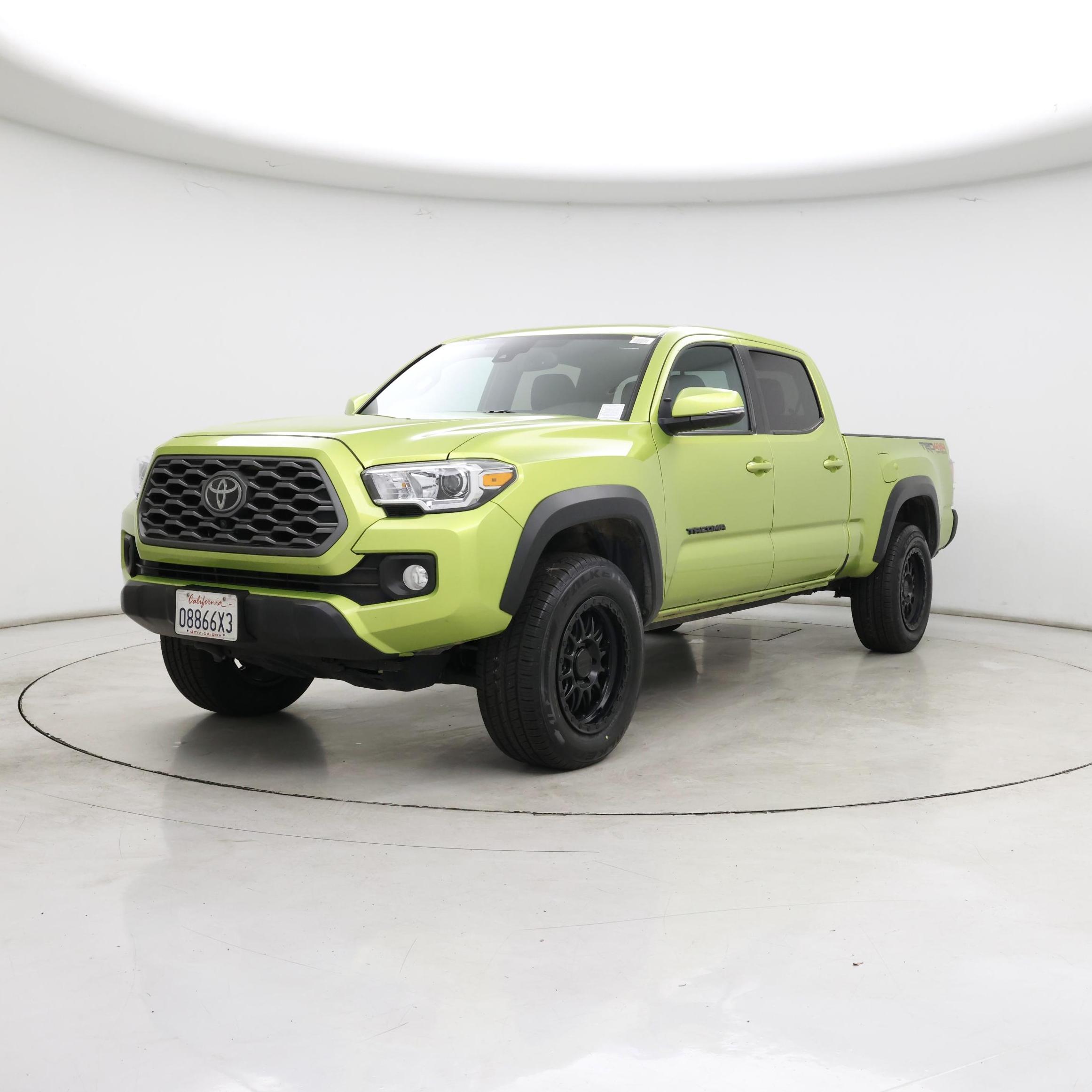 Thumbnail: 2023 Toyota Tacoma - 4