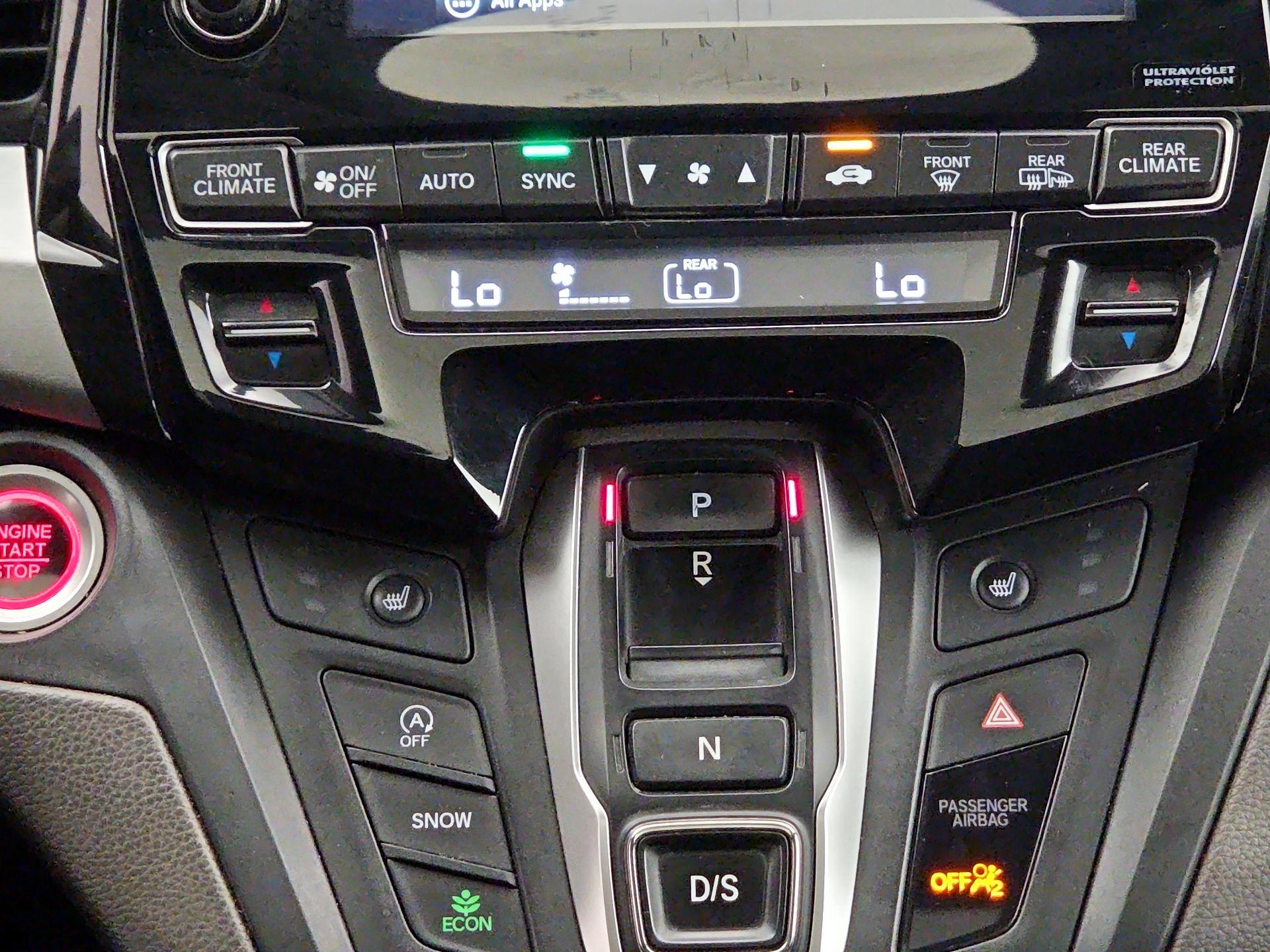 Thumbnail: 2018 Honda Odyssey - 16