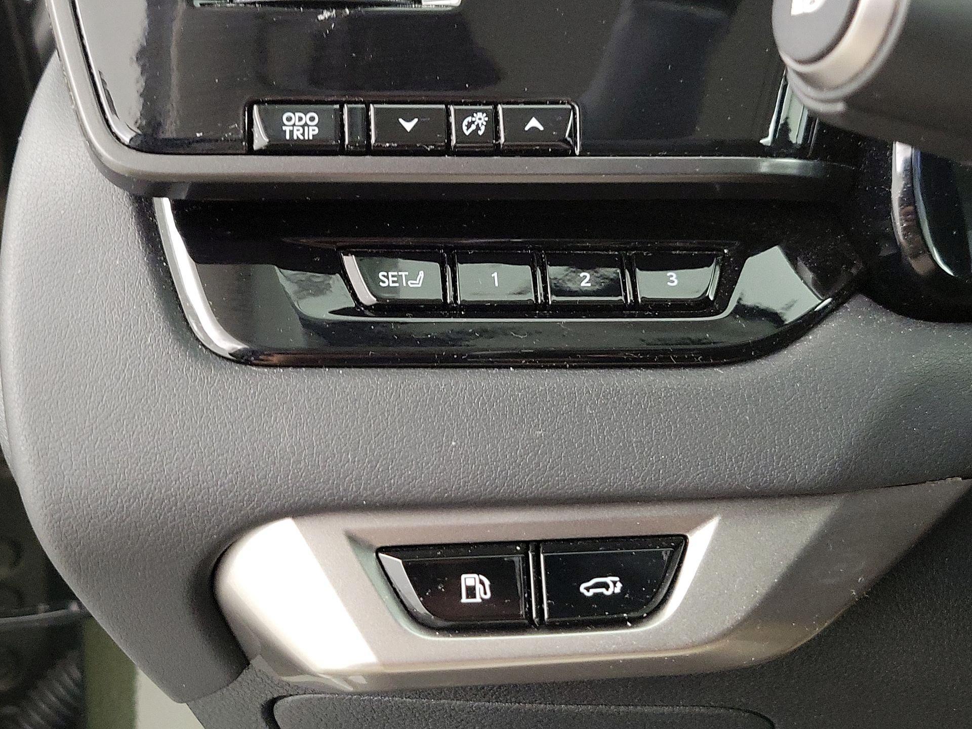 Thumbnail: 2023 Lexus RX - 13