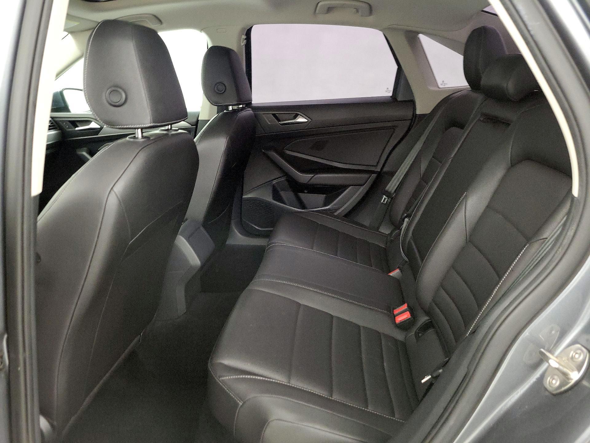 Thumbnail: 2021 Volkswagen Jetta - 19