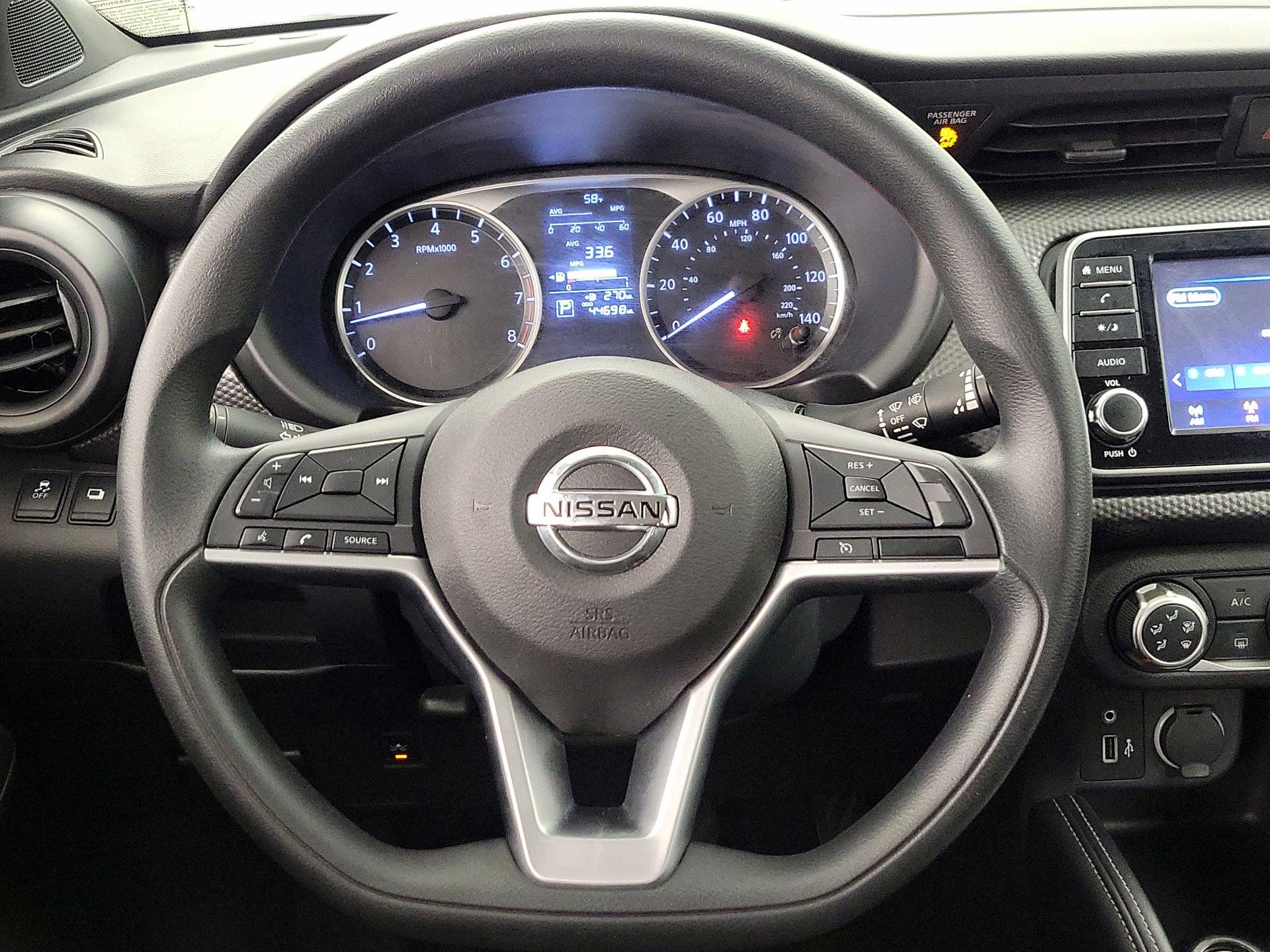 Thumbnail: 2019 Nissan Kicks - 10