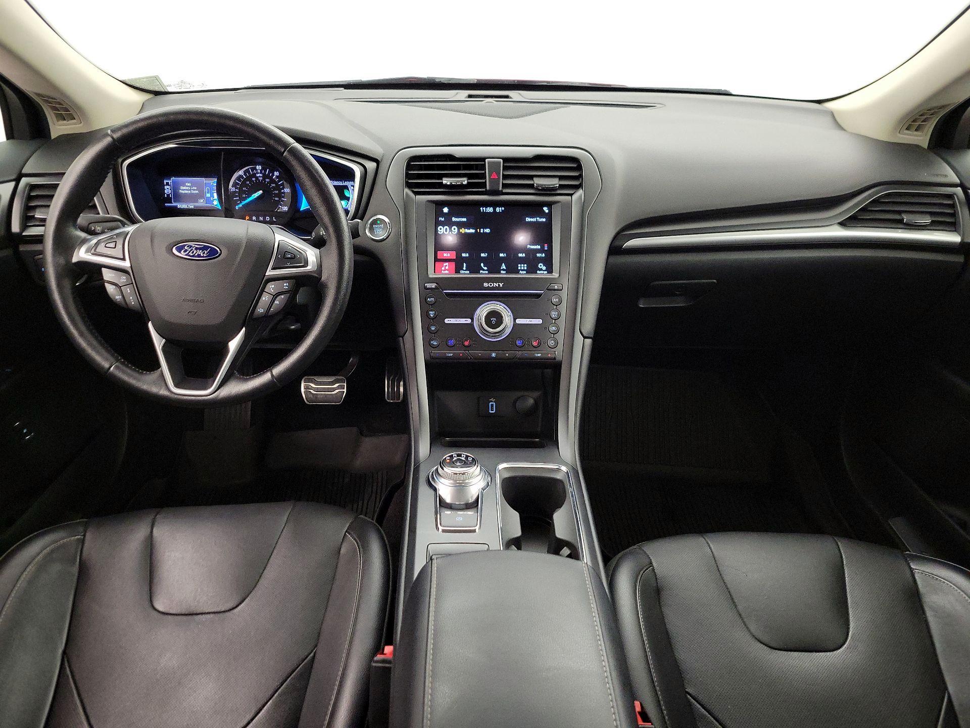 Thumbnail: 2017 Ford Fusion - 9