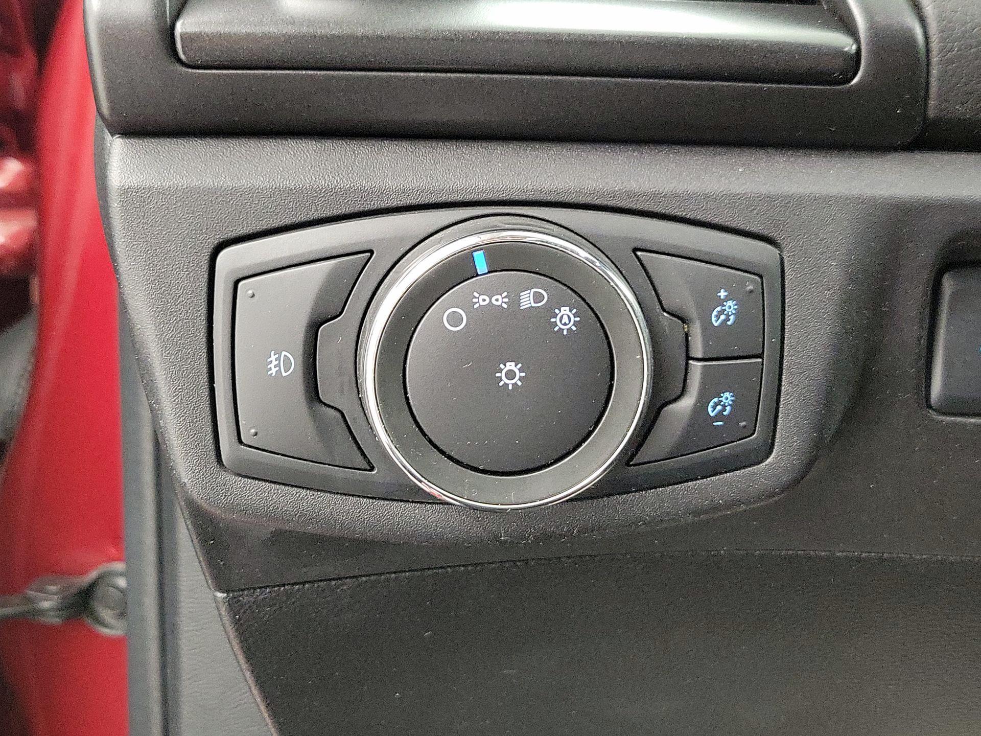 Thumbnail: 2017 Ford Fusion - 13