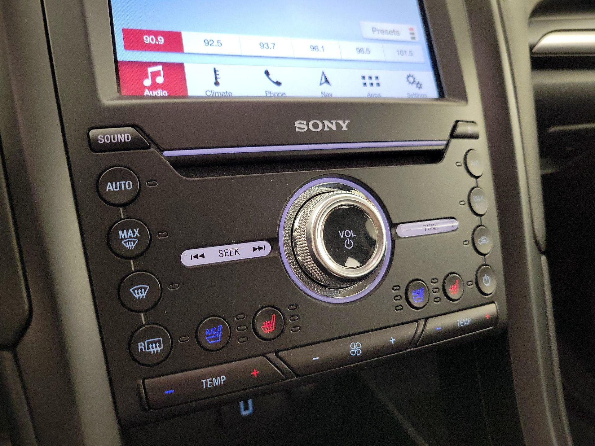 Thumbnail: 2017 Ford Fusion - 17