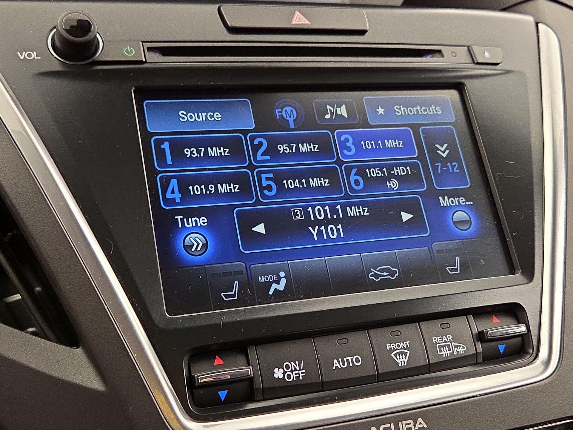 Thumbnail: 2017 Acura MDX - 16