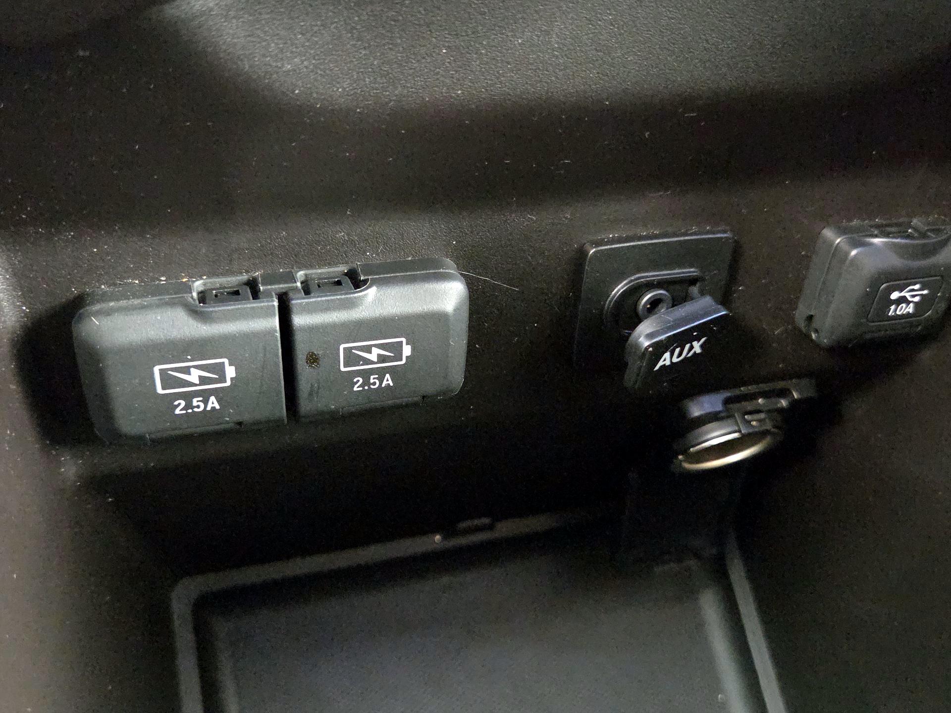 Thumbnail: 2017 Acura MDX - 19