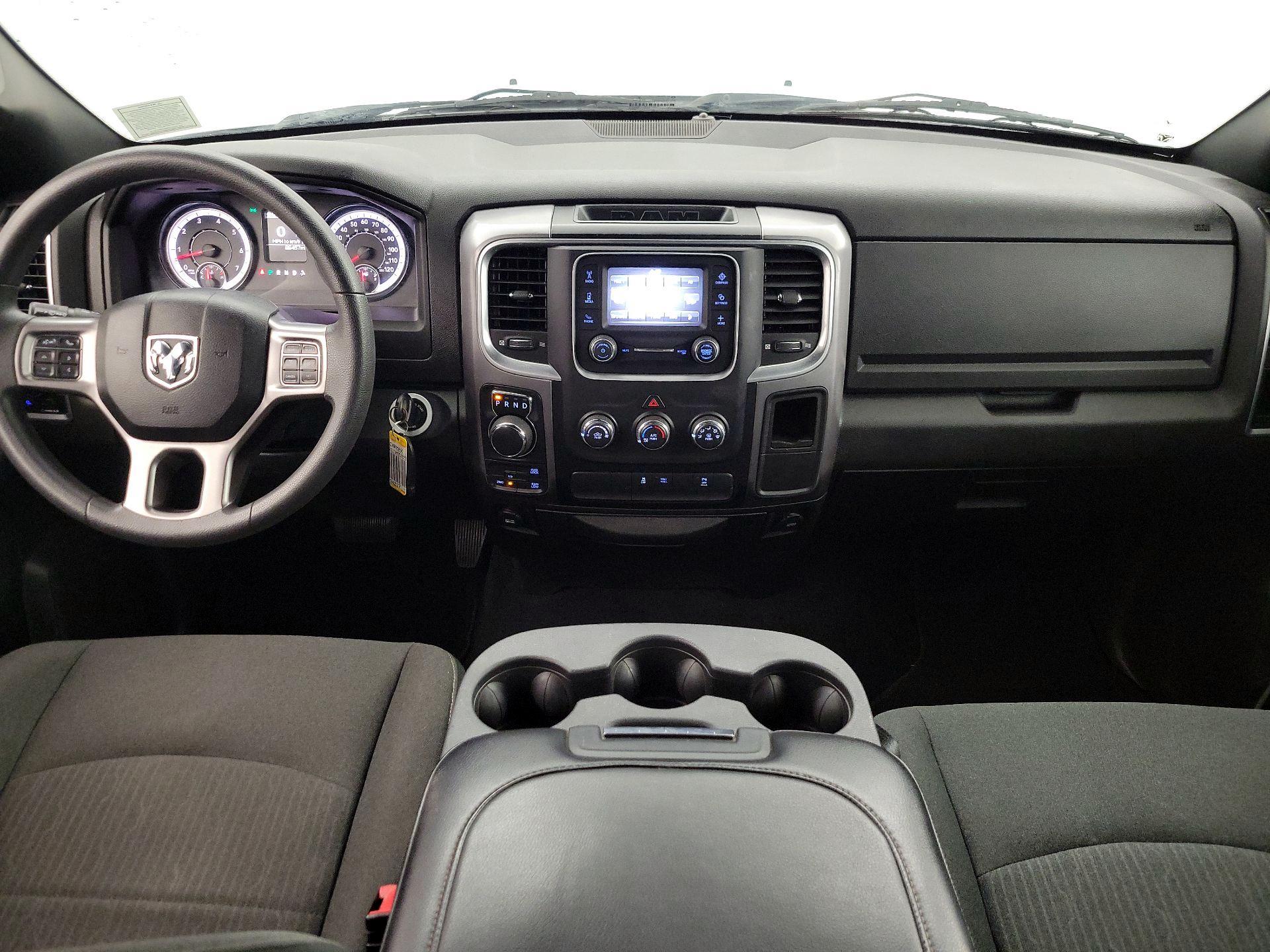 Thumbnail: 2021 RAM 1500 Classic - 9